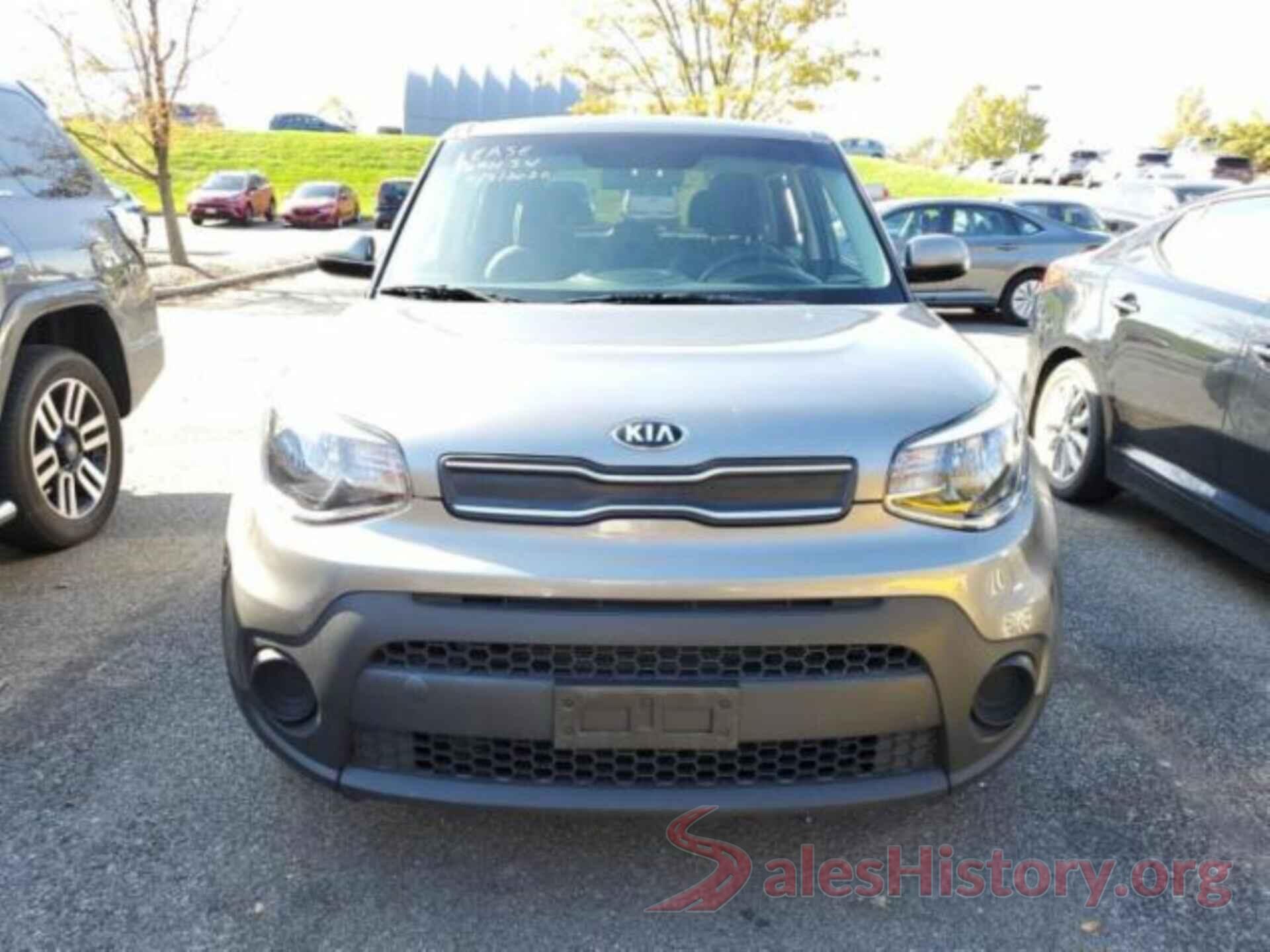 KNDJN2A25J7521984 2018 KIA SOUL