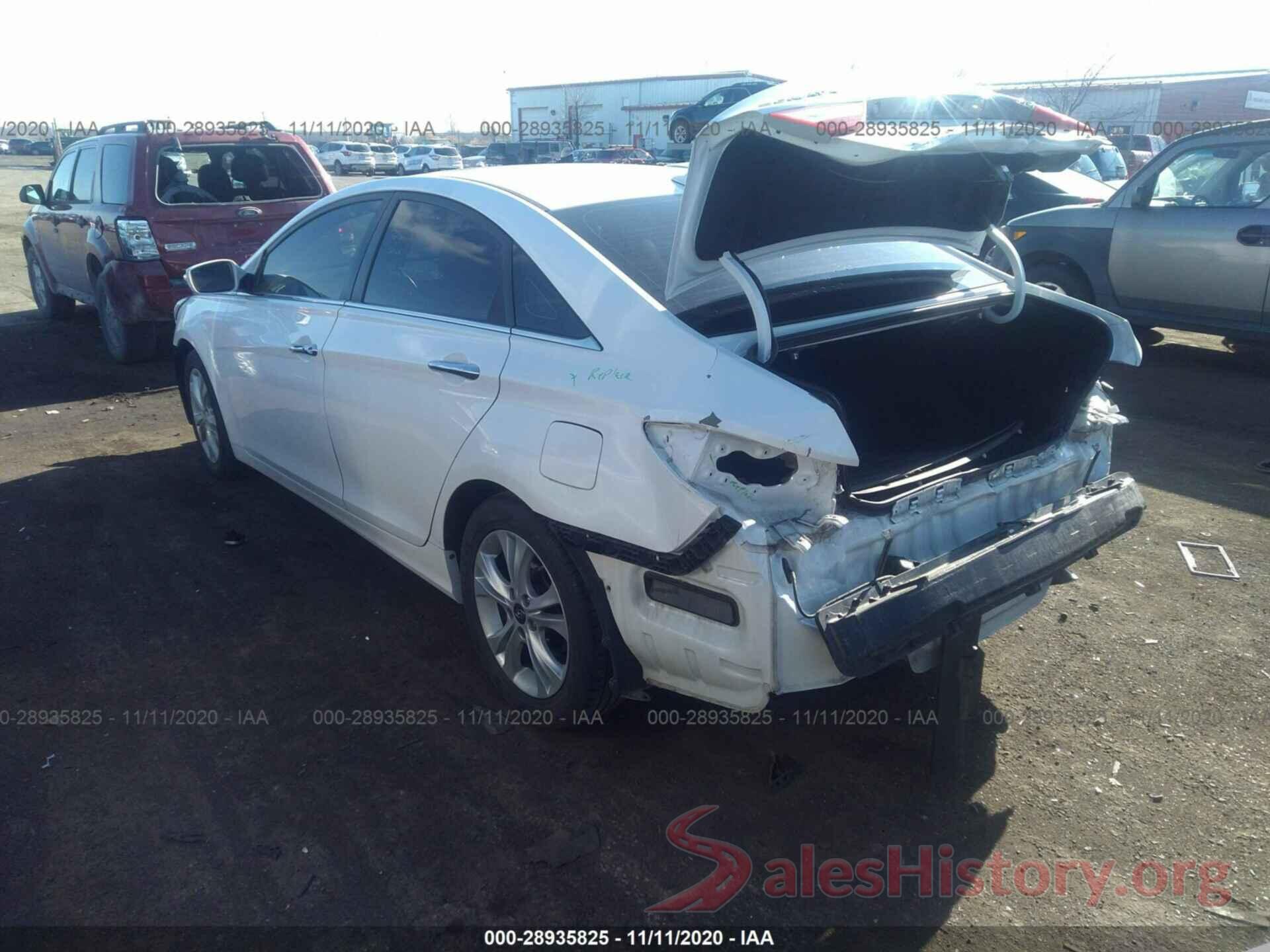 5NPEC4AC6BH264049 2011 HYUNDAI SONATA