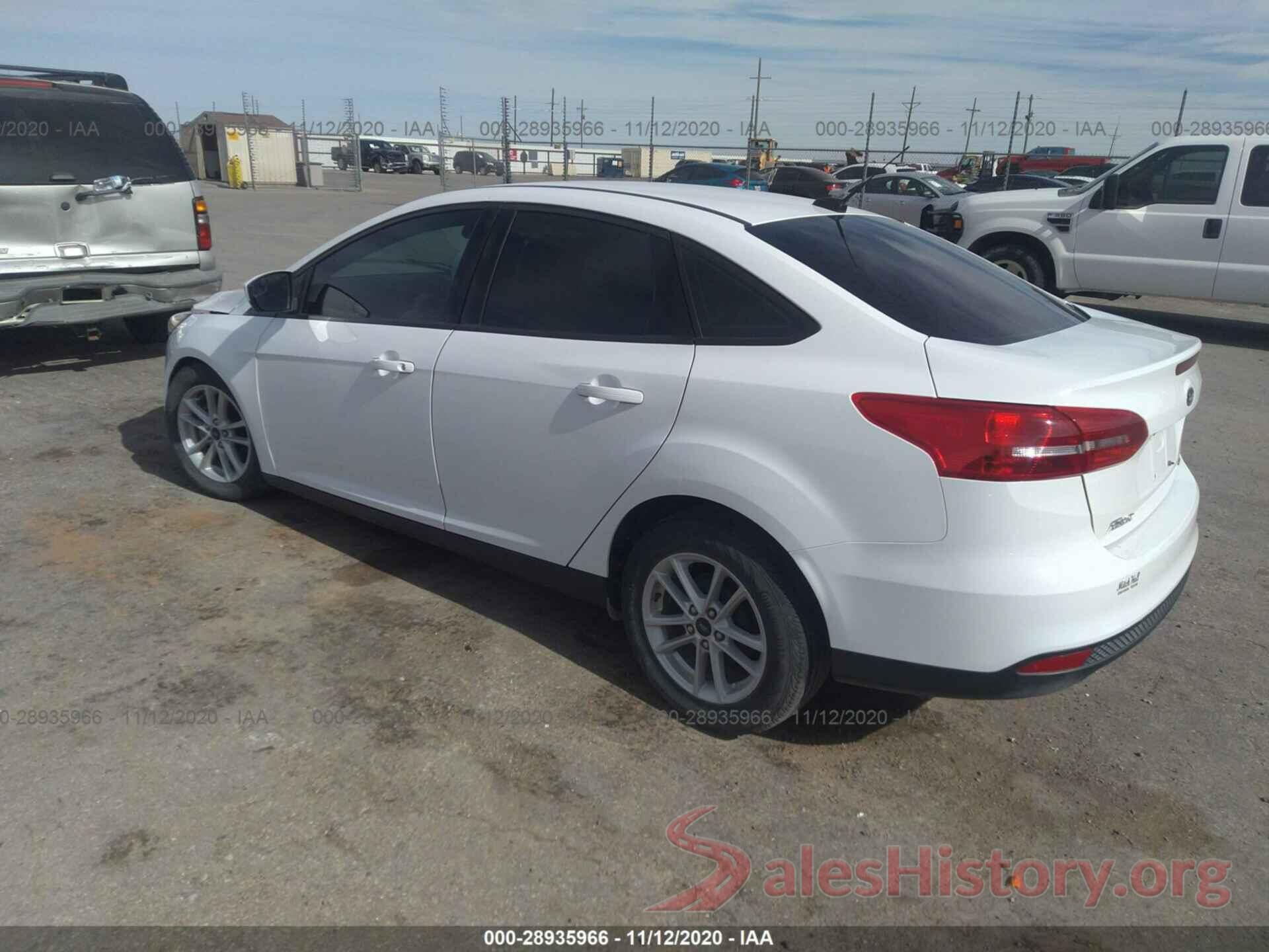 1FADP3F21JL277656 2018 FORD FOCUS