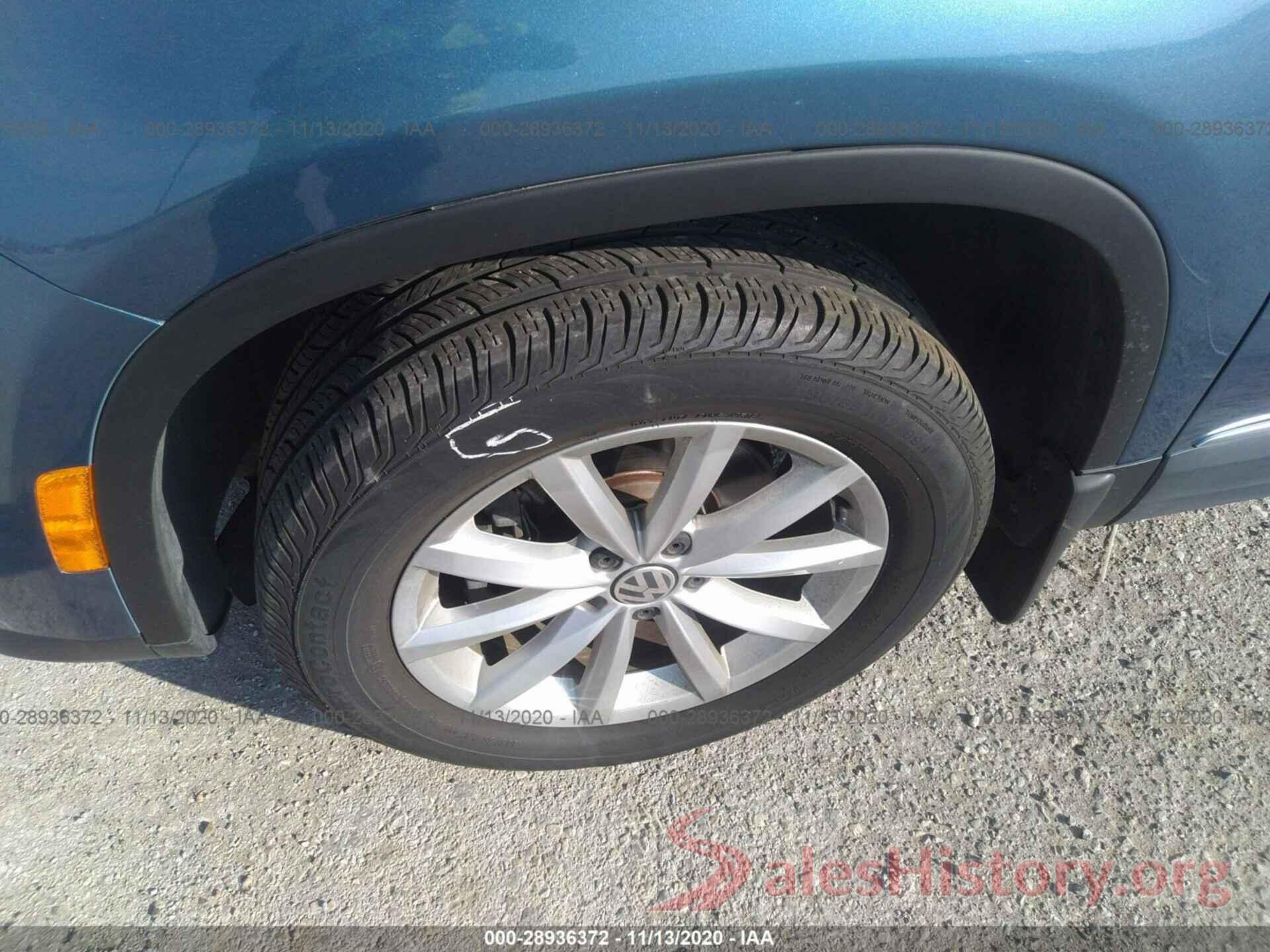 WVGSV7AX5HK008637 2017 VOLKSWAGEN TIGUAN