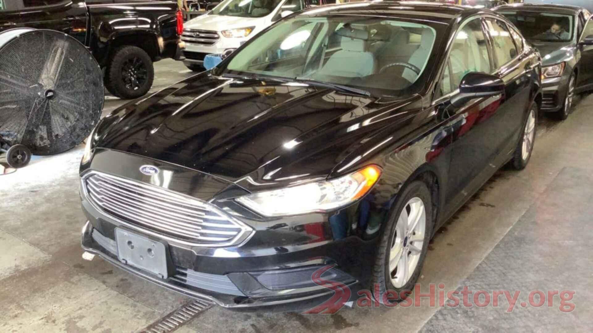 3FA6P0H71JR140623 2018 FORD FUSION