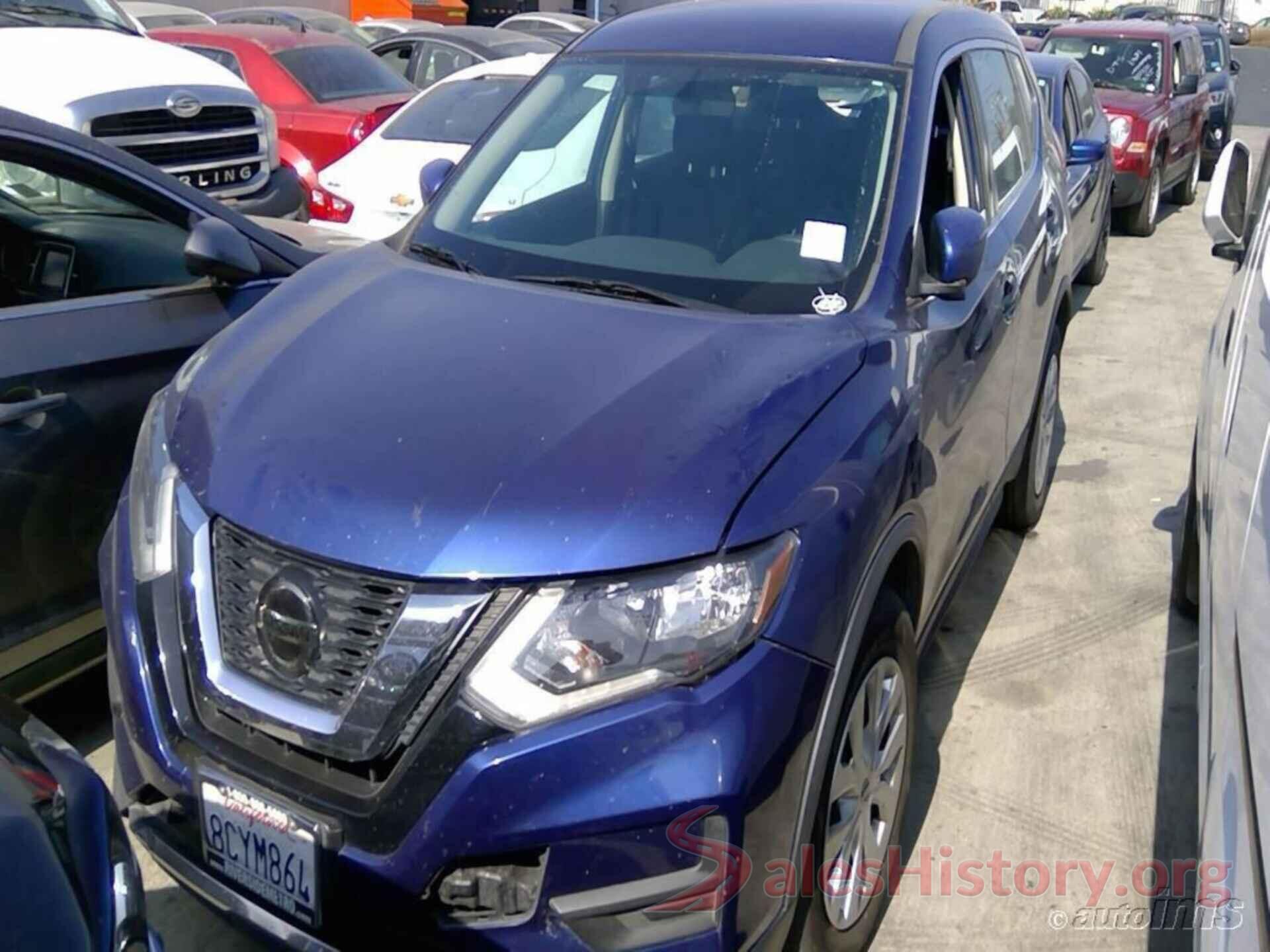 KNMAT2MT9JP554805 2018 NISSAN ROGUE