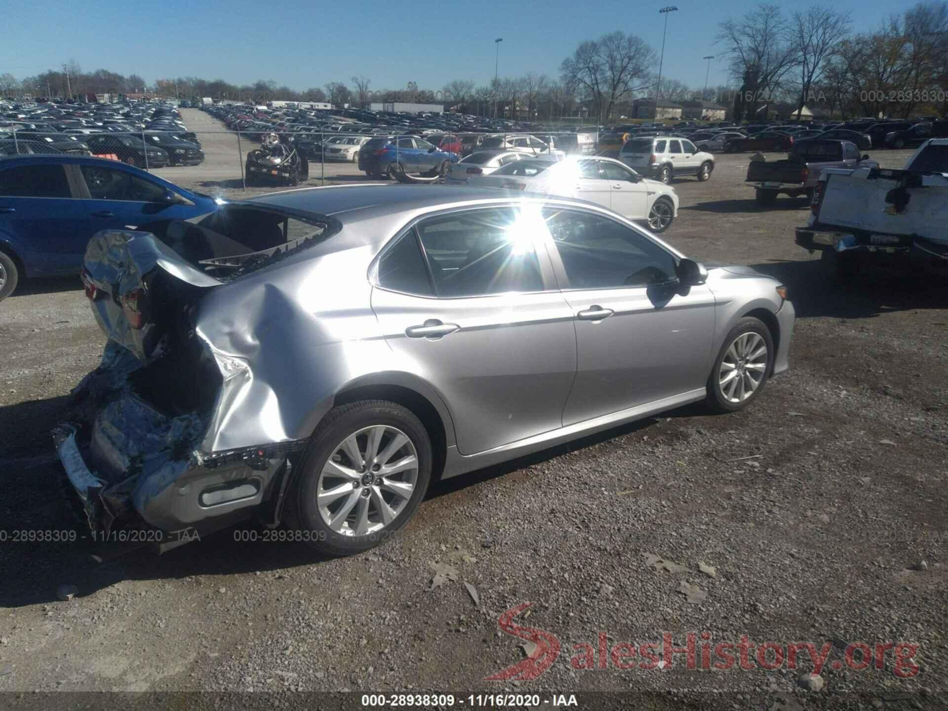 4T1B11HK9JU144640 2018 TOYOTA CAMRY