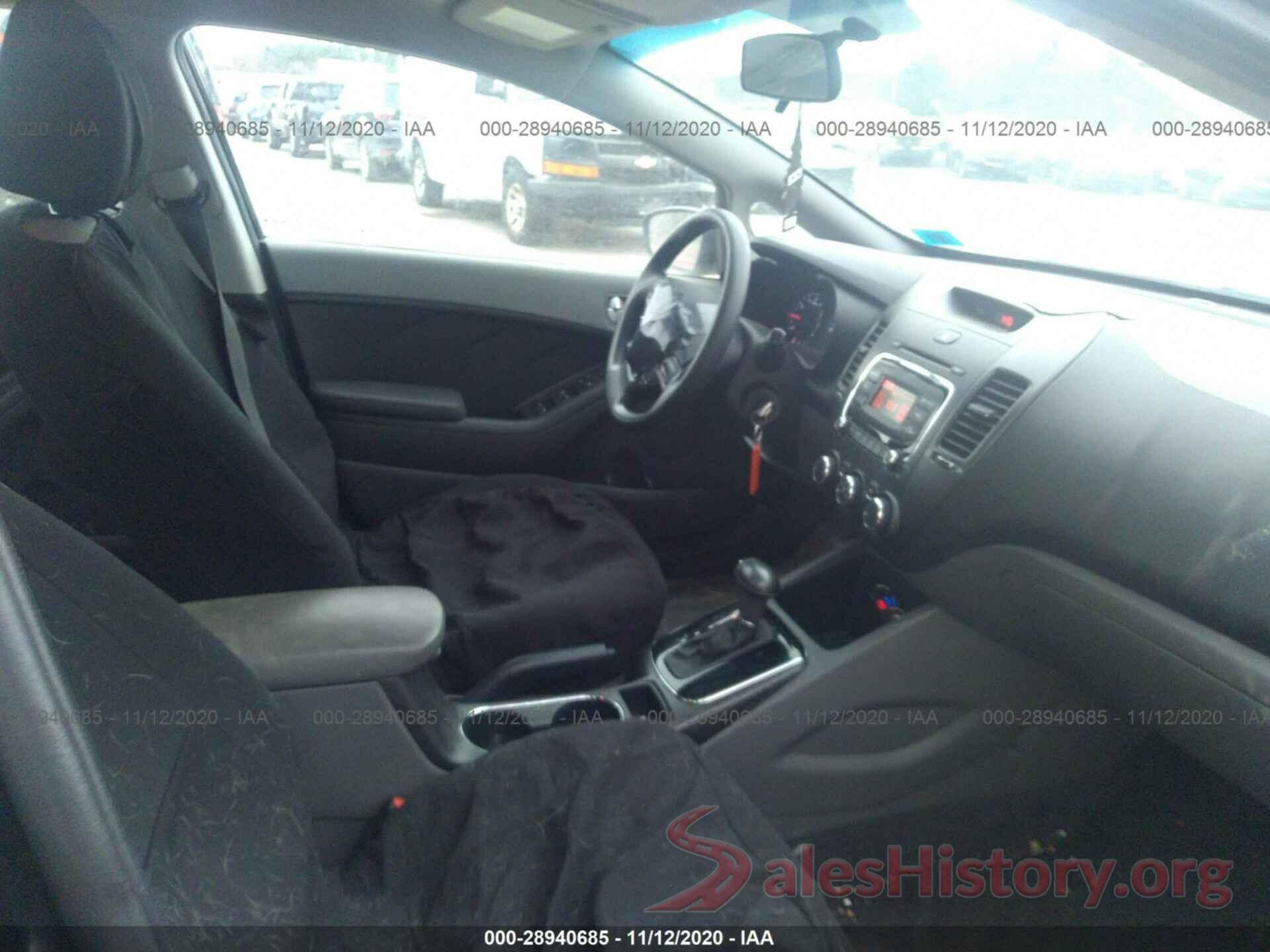 3KPFK4A72JE194143 2018 KIA FORTE