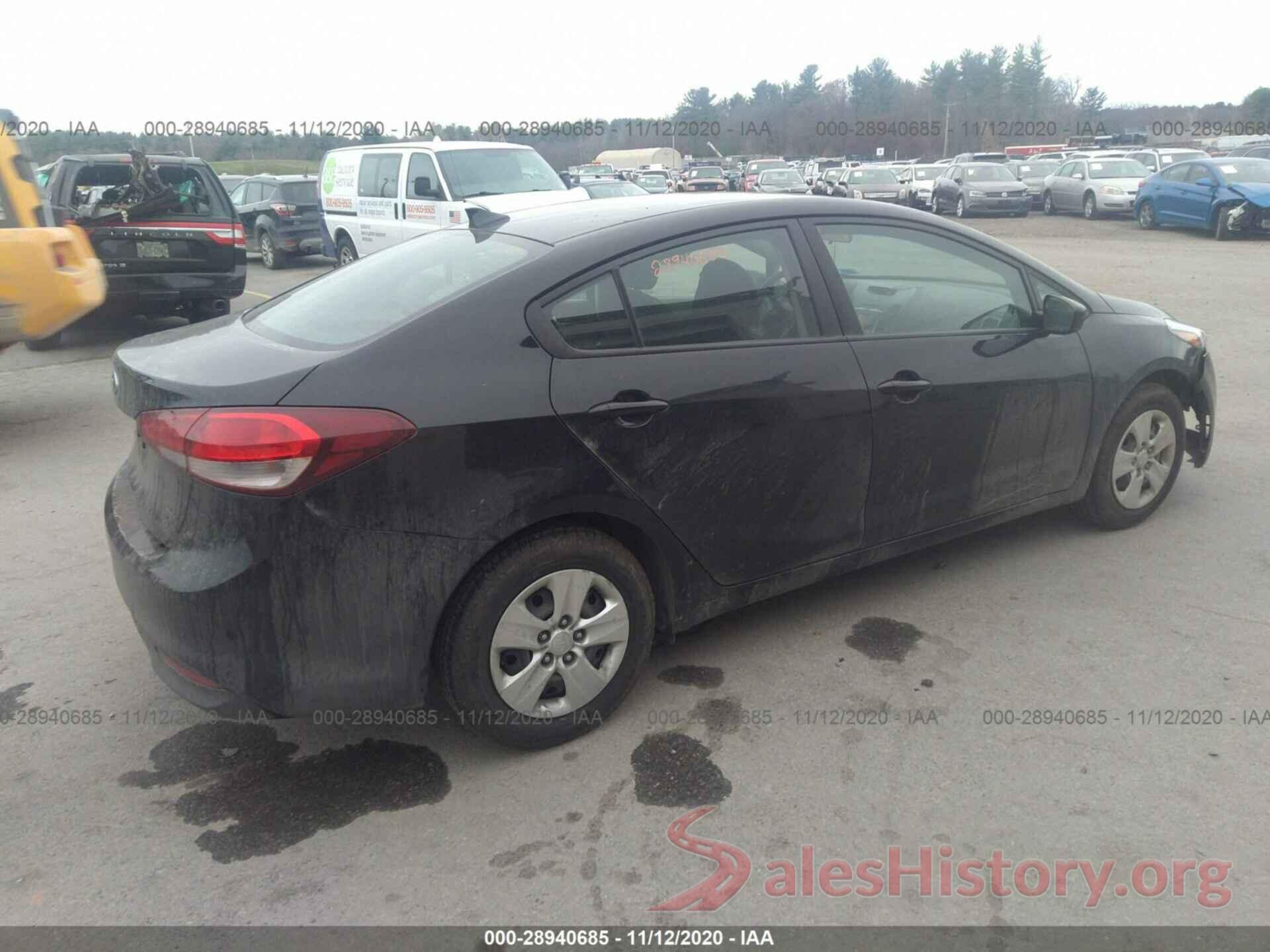 3KPFK4A72JE194143 2018 KIA FORTE