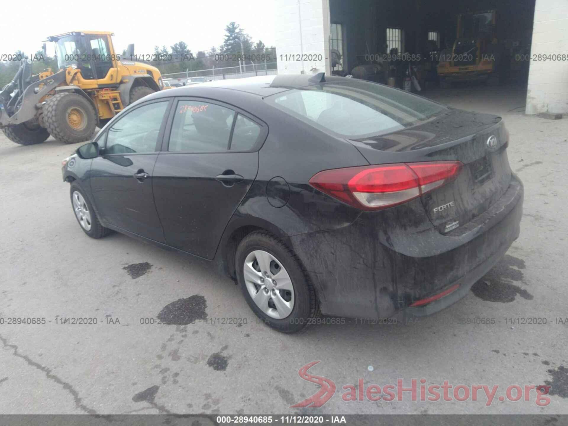 3KPFK4A72JE194143 2018 KIA FORTE