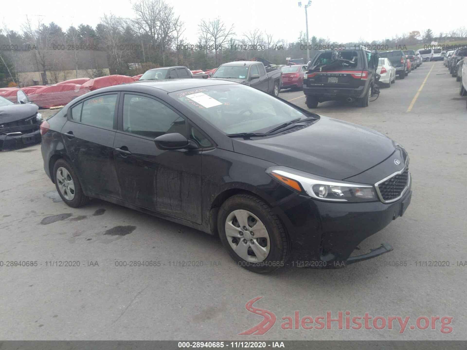 3KPFK4A72JE194143 2018 KIA FORTE