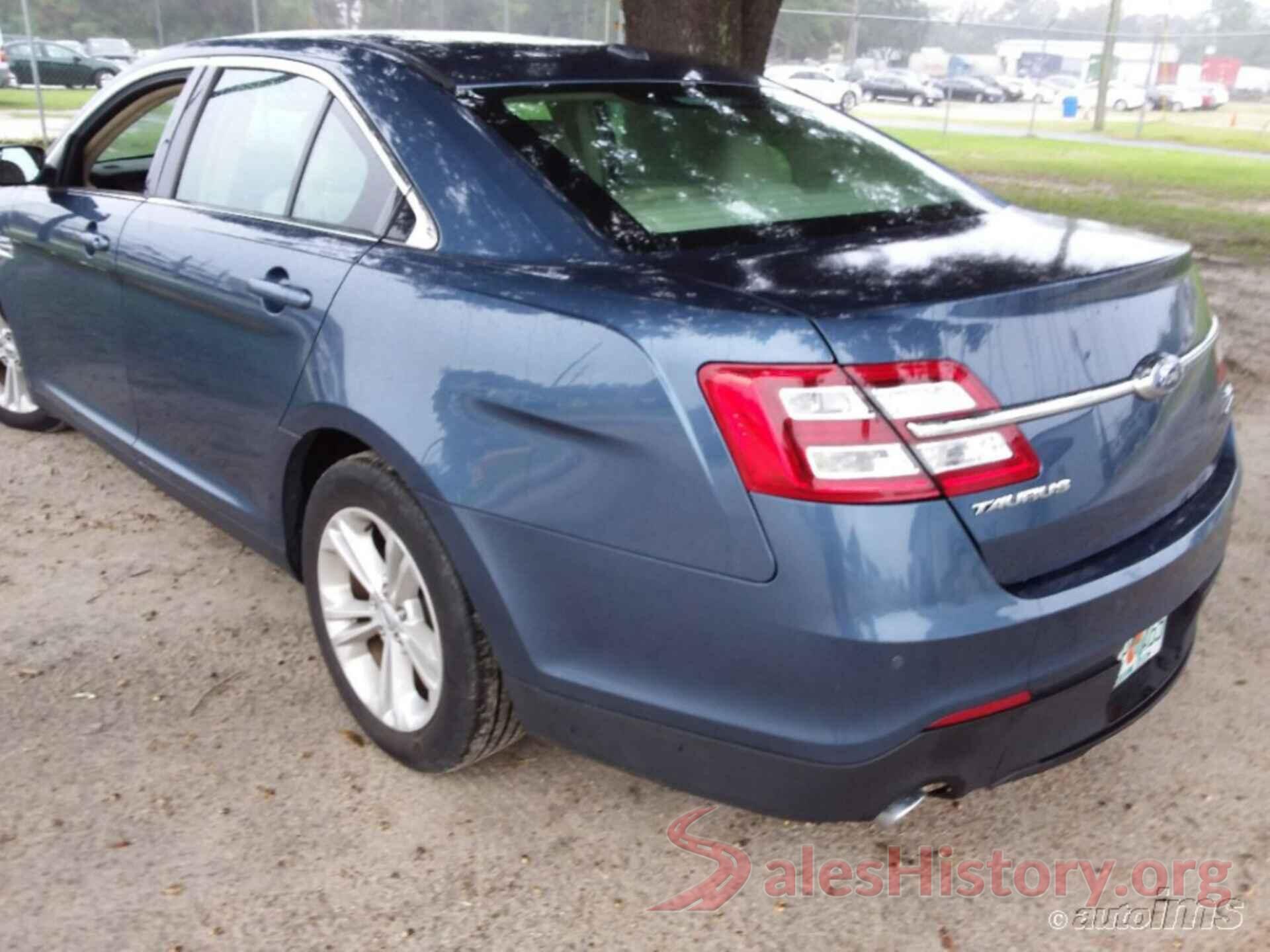 1FAHP2E82JG126092 2018 FORD TAURUS