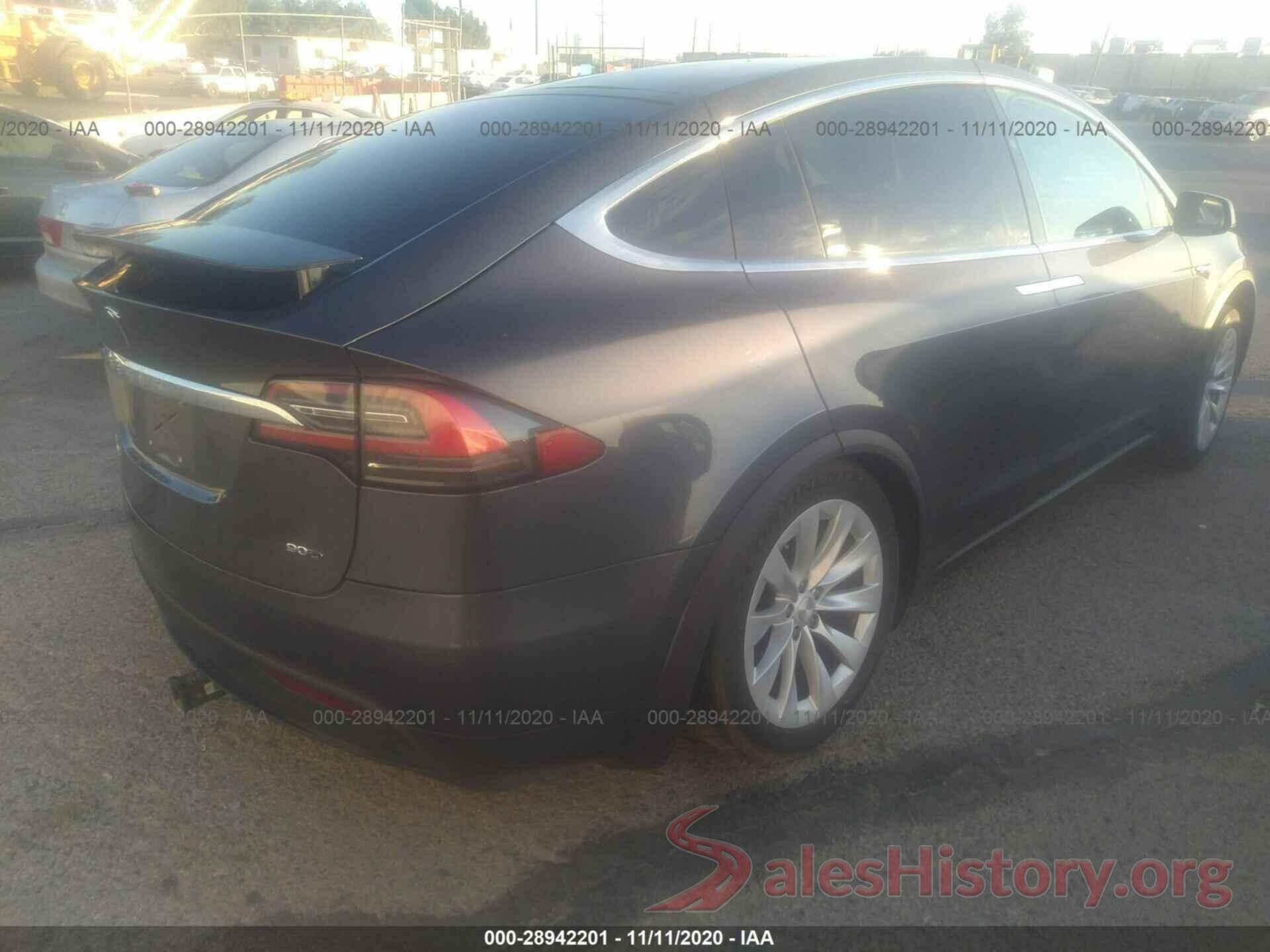 5YJXCBE27HF045624 2017 TESLA MODEL X