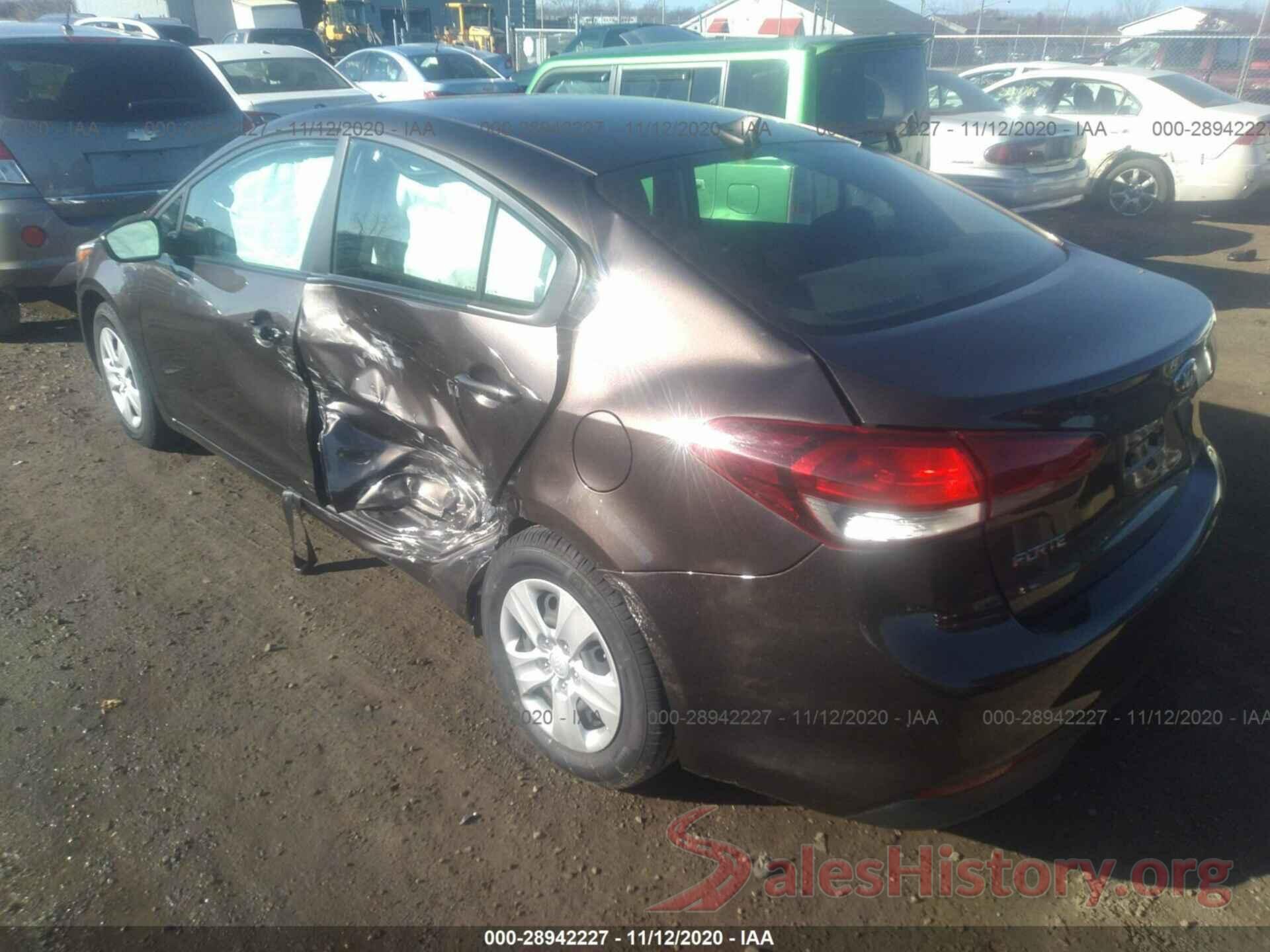 3KPFK4A79HE026980 2017 KIA FORTE