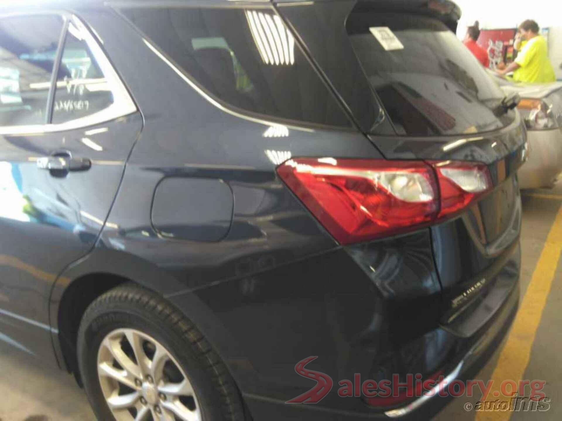 3GNAXJEV4JS533237 2018 CHEVROLET EQUINOX