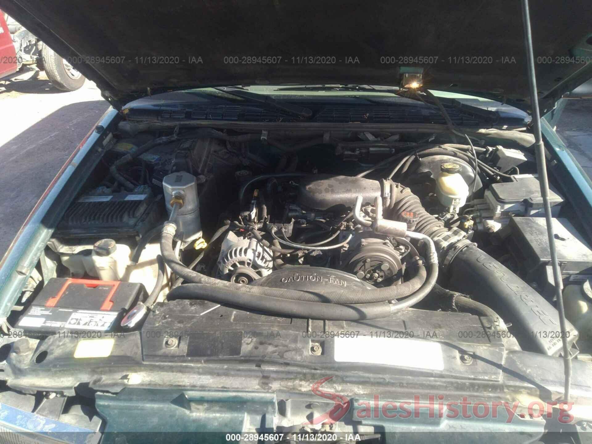 1GNDT13WXW2174368 1998 CHEVROLET BLAZER