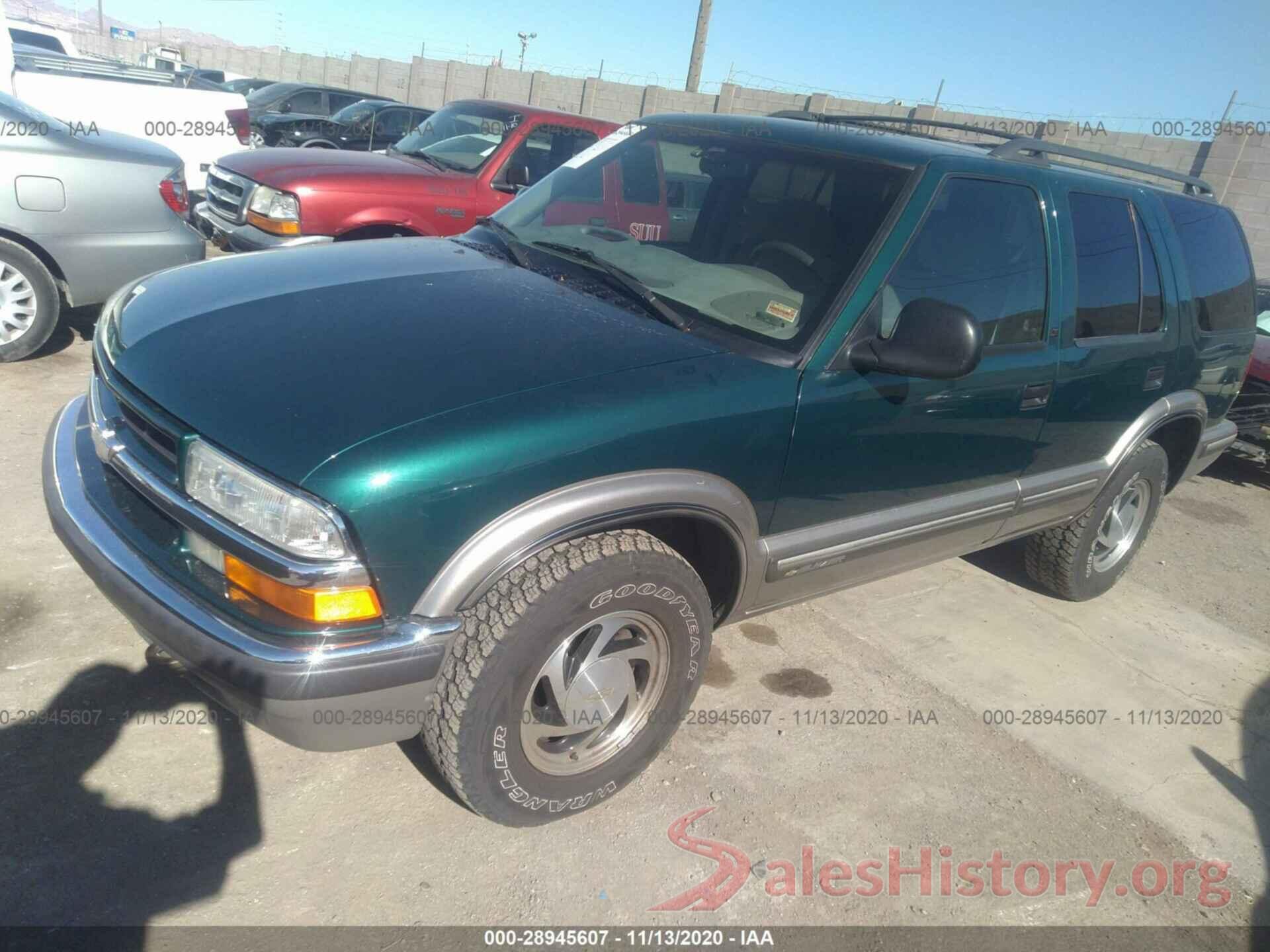 1GNDT13WXW2174368 1998 CHEVROLET BLAZER