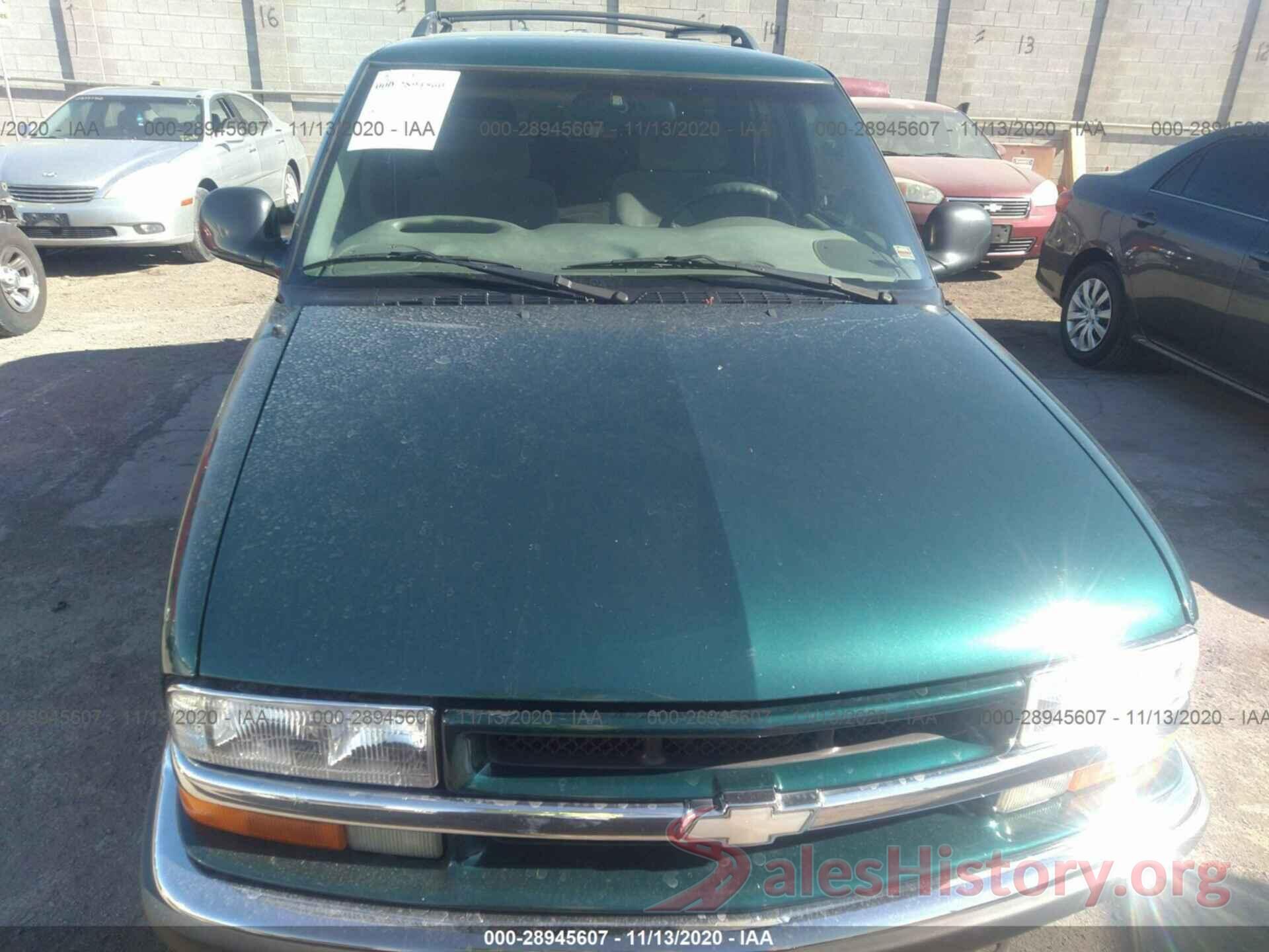 1GNDT13WXW2174368 1998 CHEVROLET BLAZER