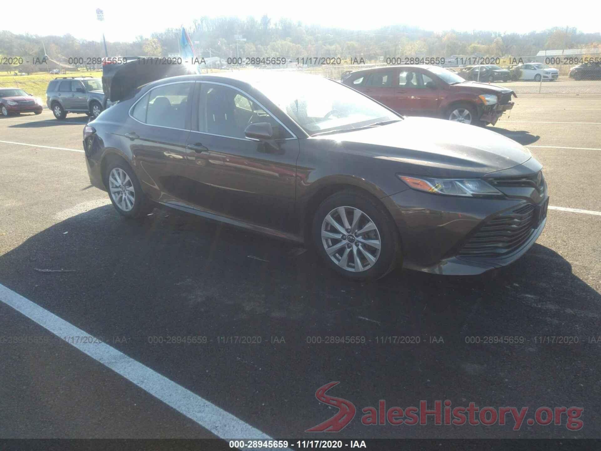 JTNB11HK8J3029601 2018 TOYOTA CAMRY