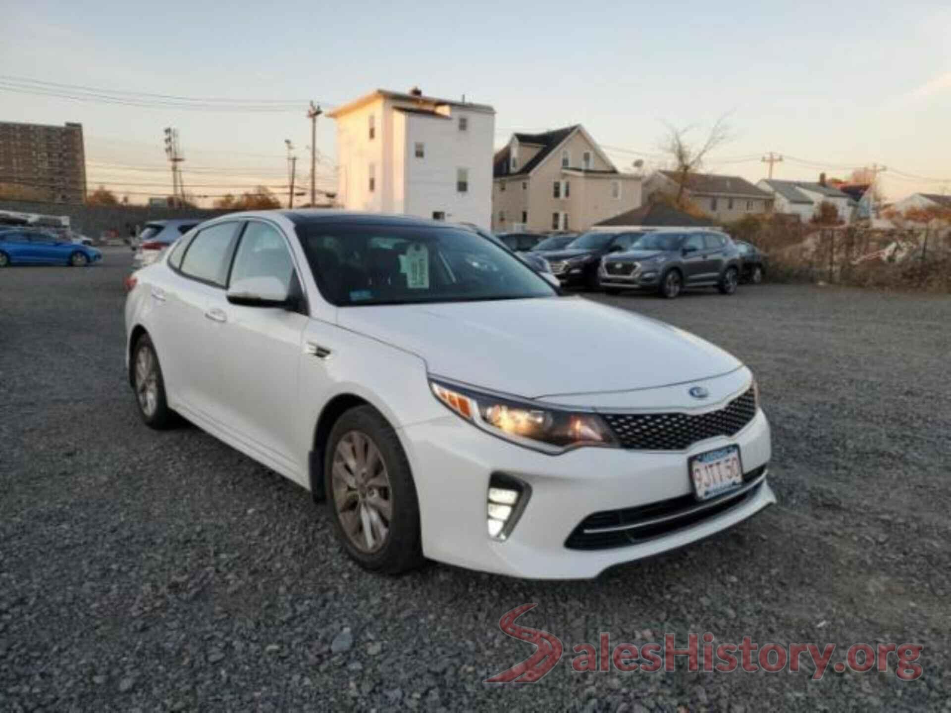 5XXGT4L39JG240666 2018 KIA OPTIMA