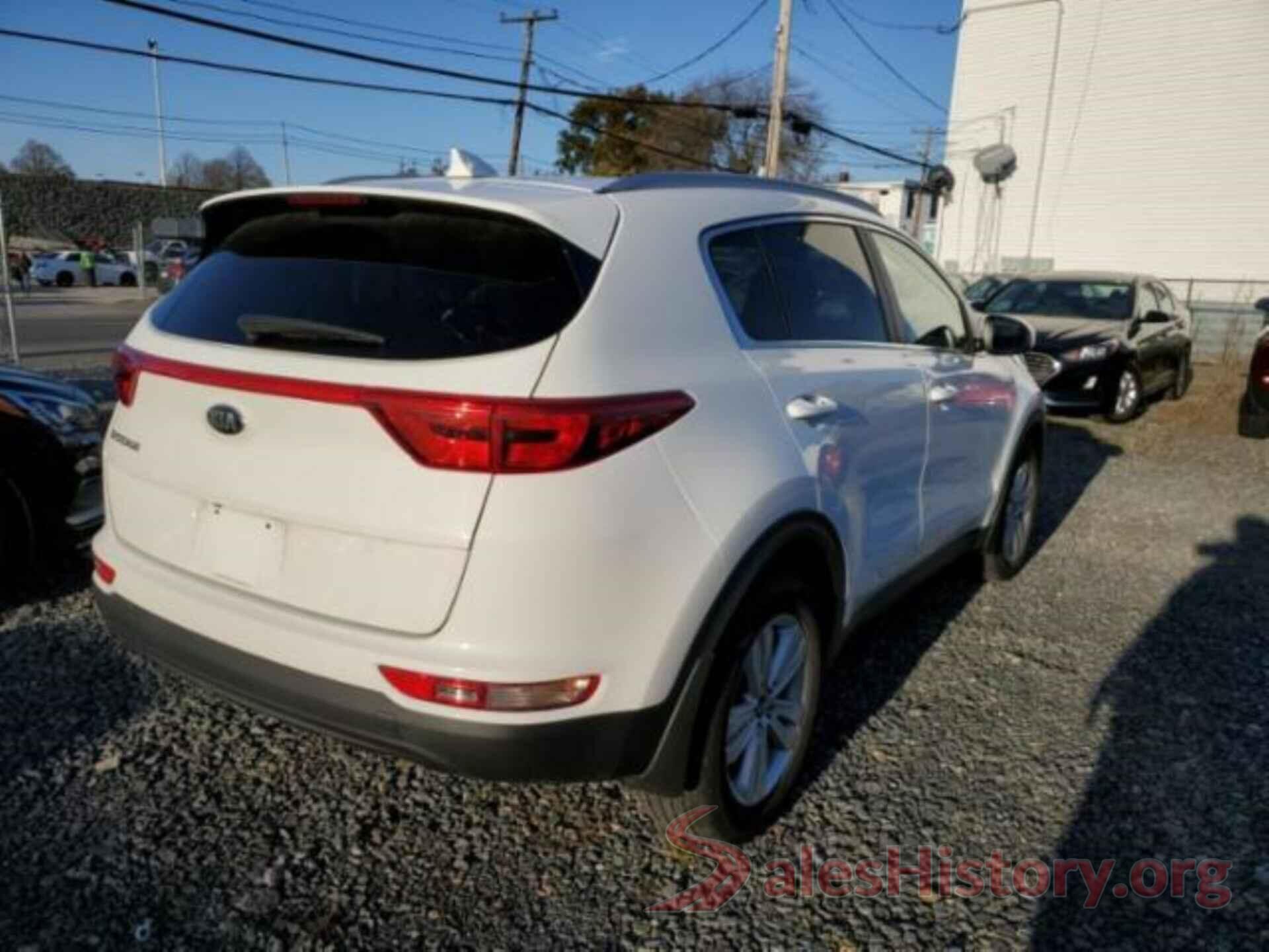 KNDPMCACXJ7394354 2018 KIA SPORTAGE