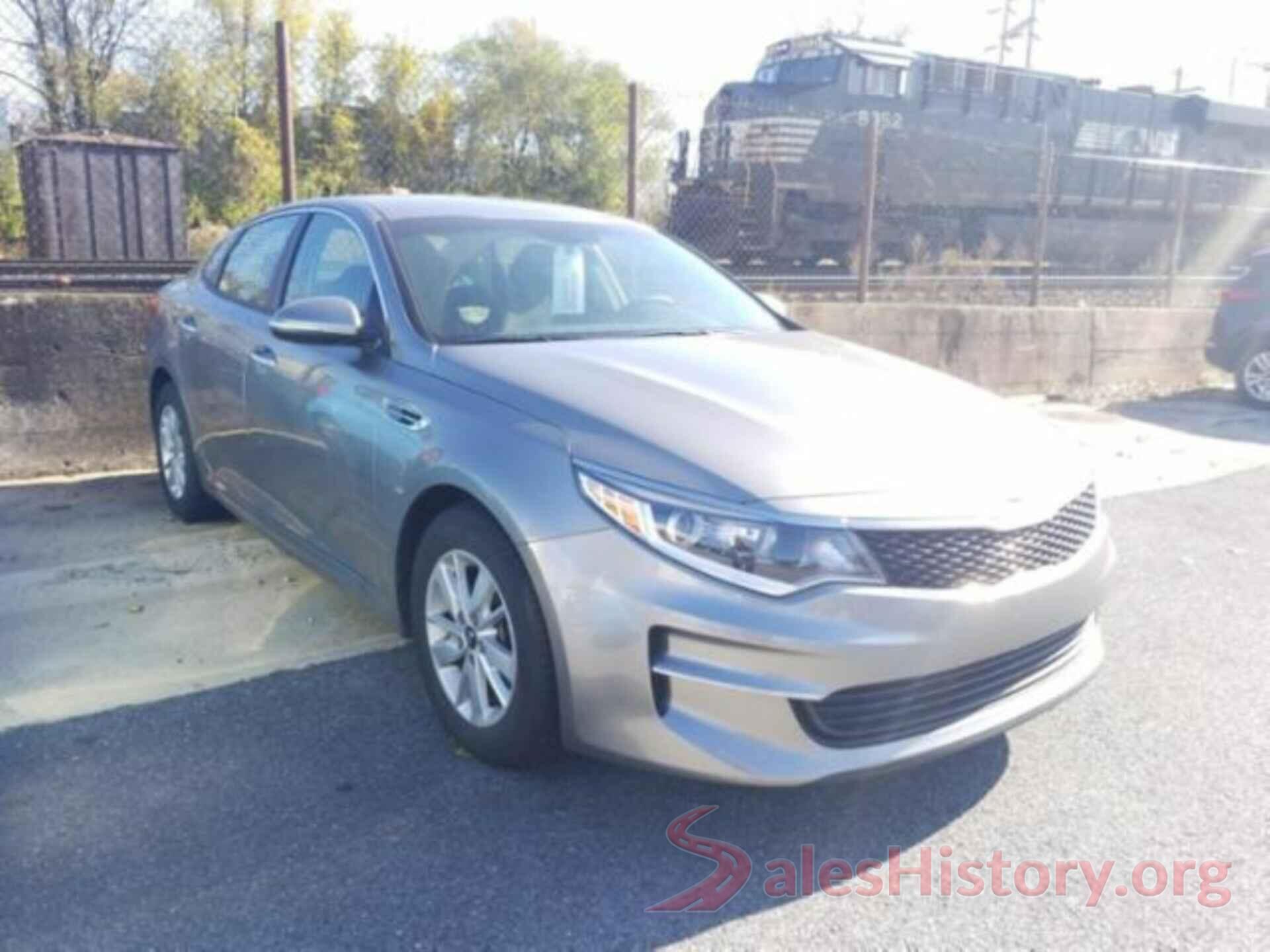 5XXGT4L39JG189458 2018 KIA OPTIMA