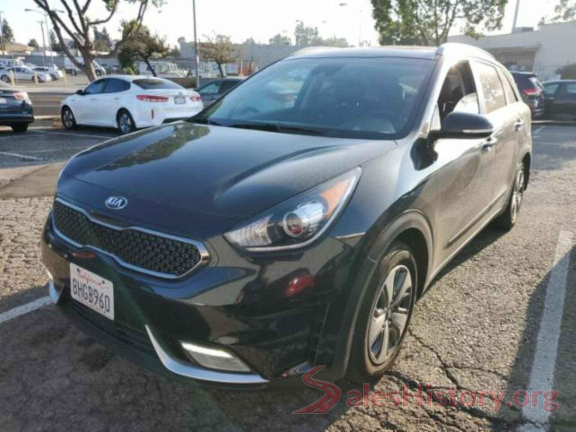 KNDCE3LC9K5221222 2019 KIA NIRO