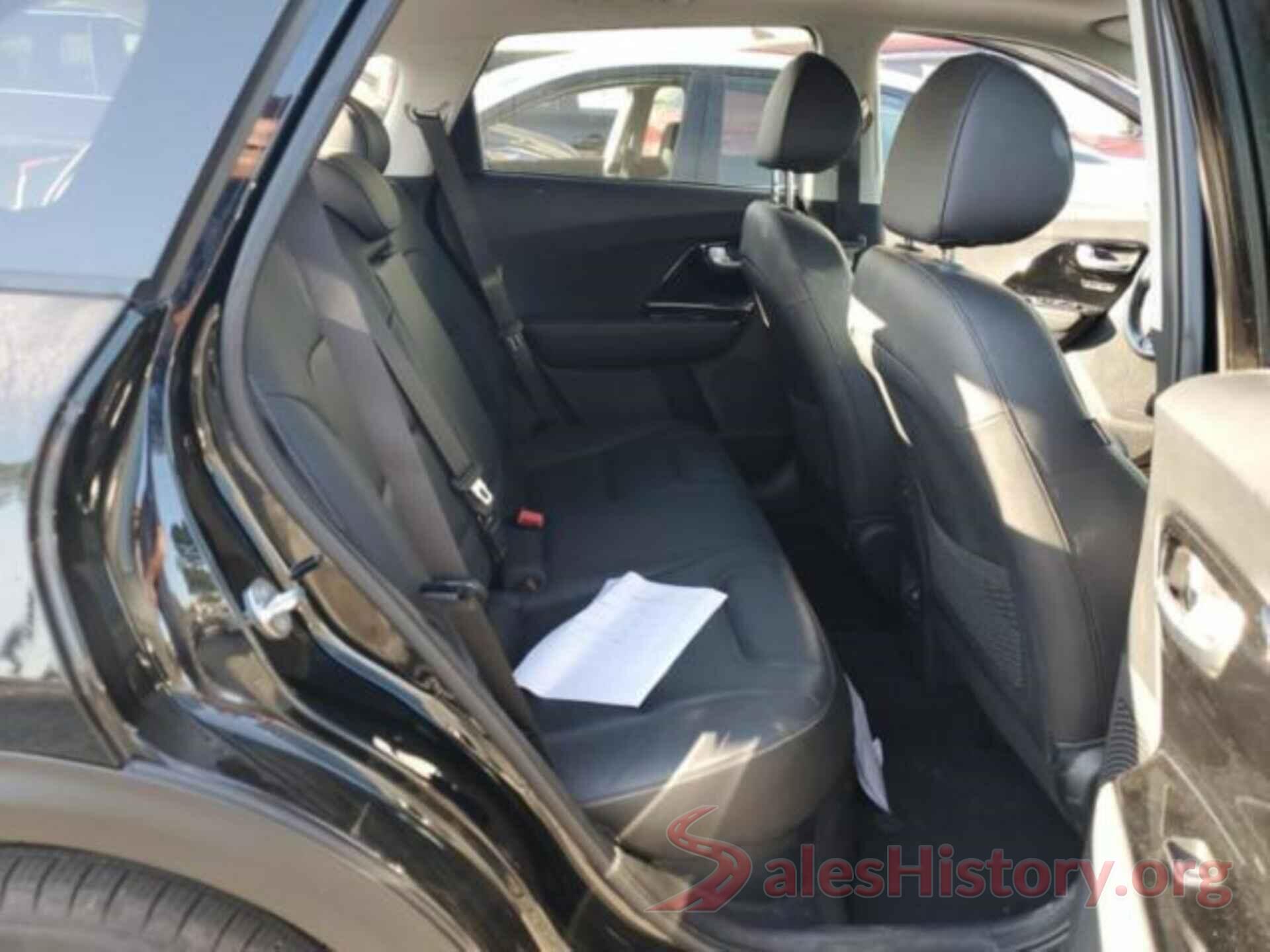 KNDCE3LC9K5221222 2019 KIA NIRO