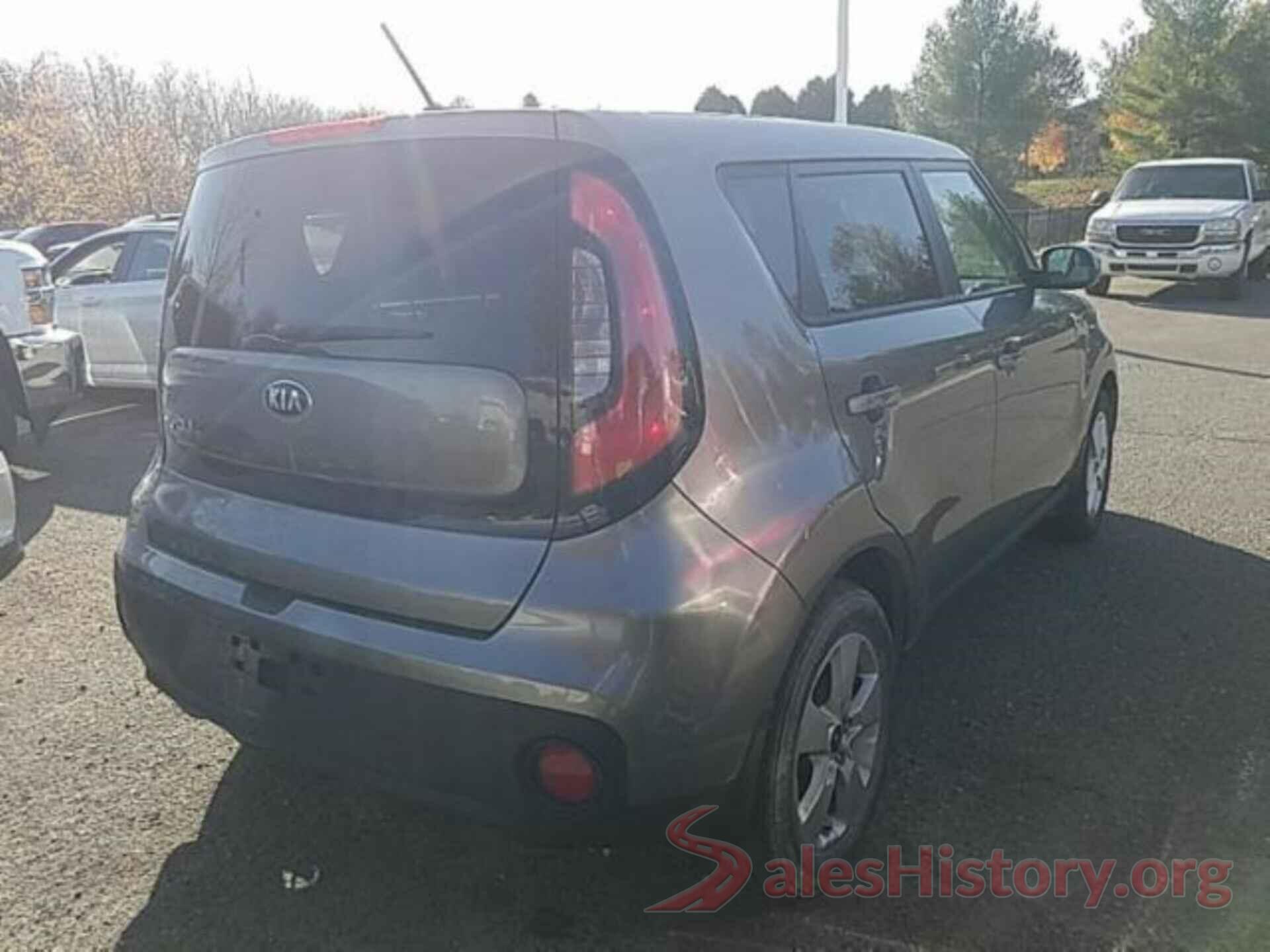 KNDJN2A24J7549517 2018 KIA SOUL