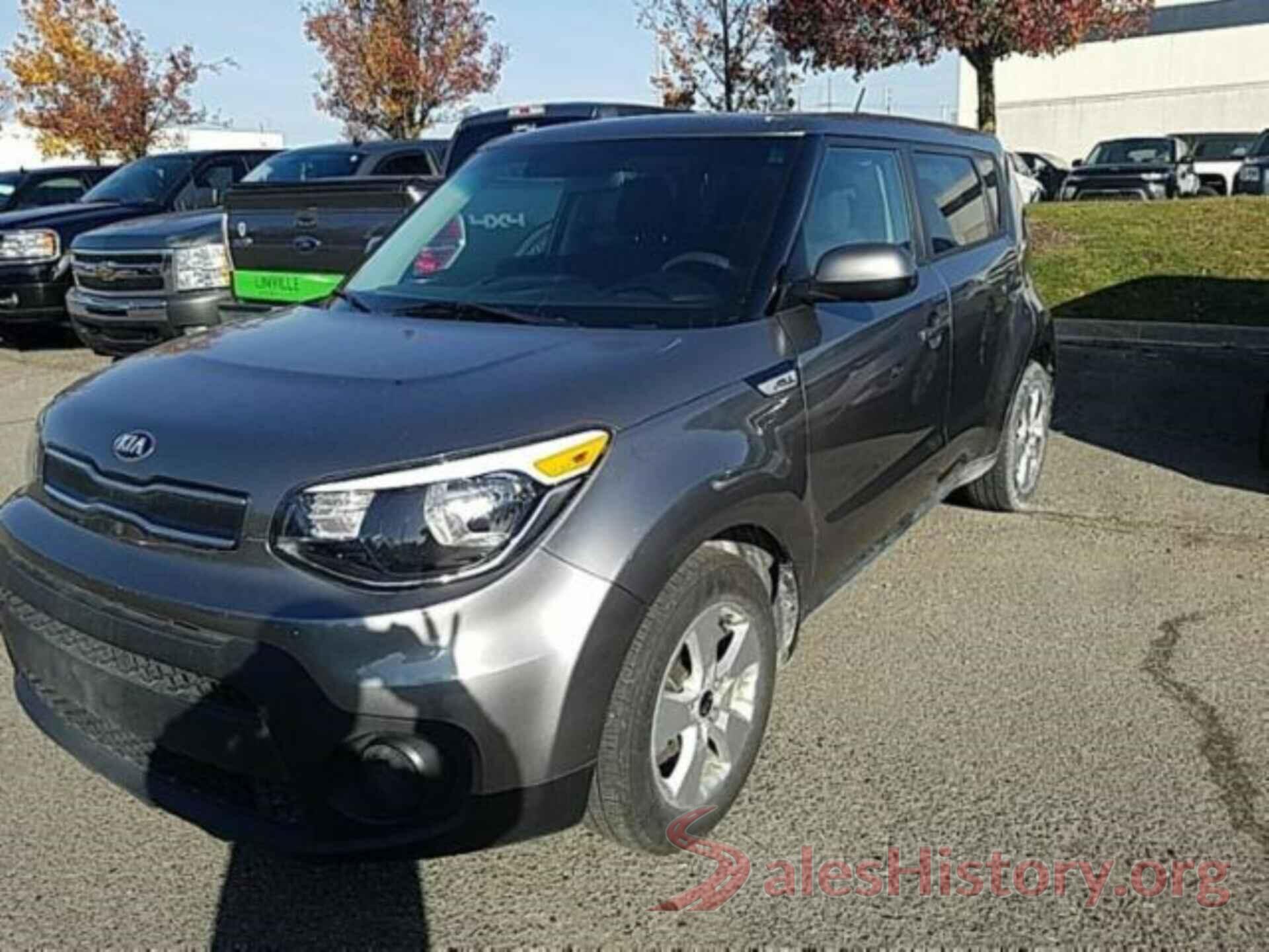 KNDJN2A24J7549517 2018 KIA SOUL