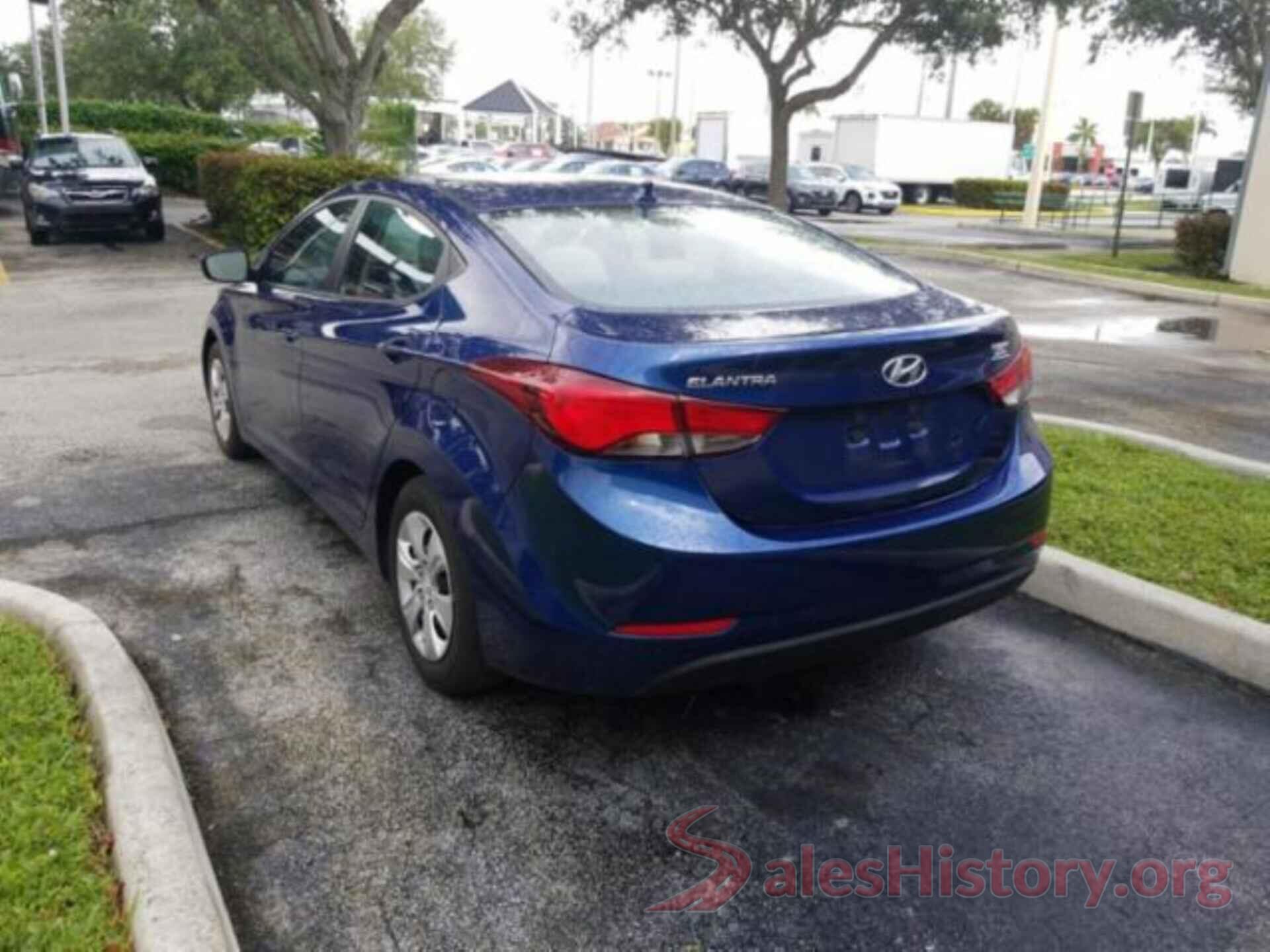 5NPDH4AEXGH763619 2016 HYUNDAI ELANTRA