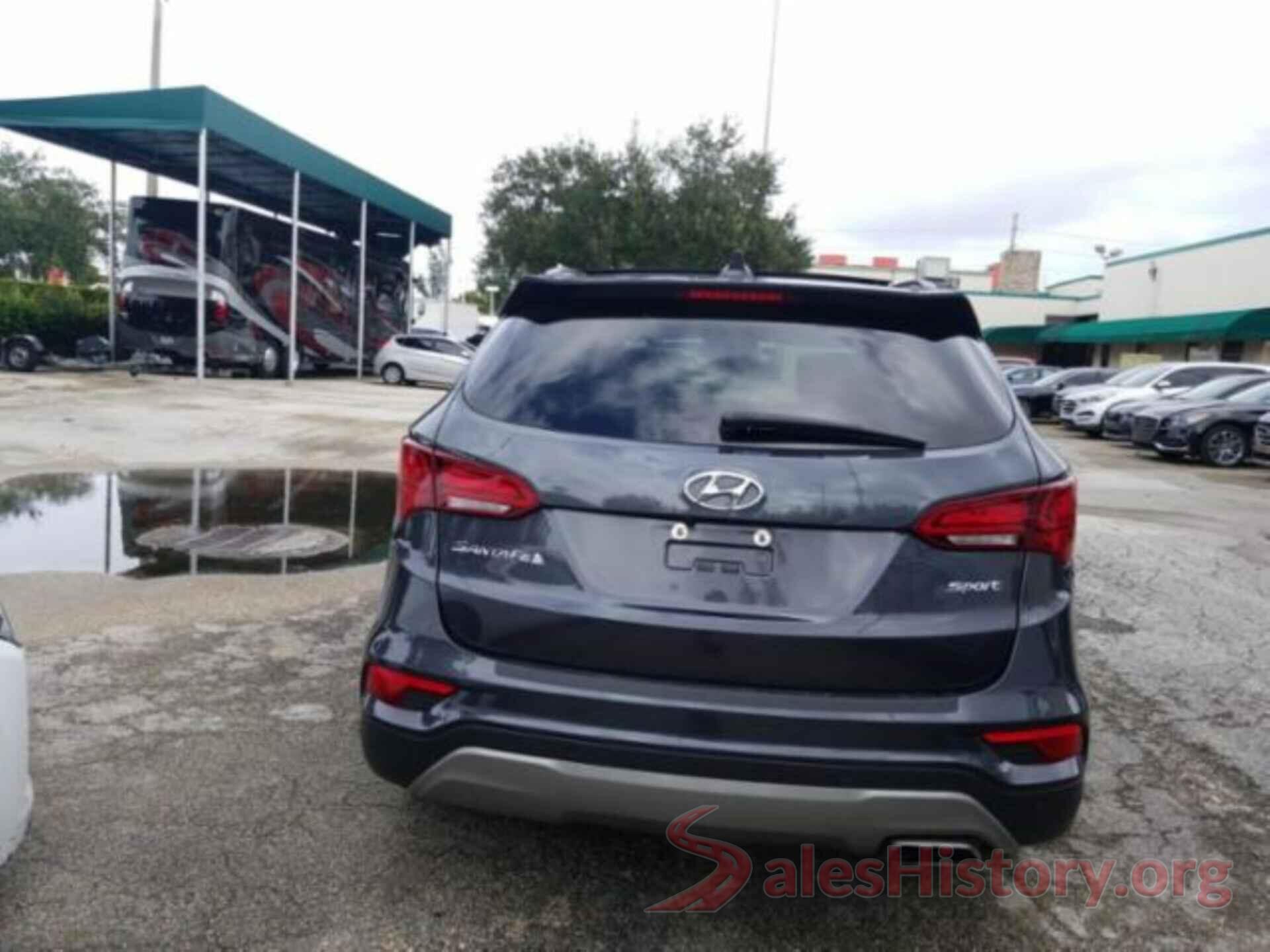 5XYZU3LB8JG505841 2018 HYUNDAI SANTA FE SPORT