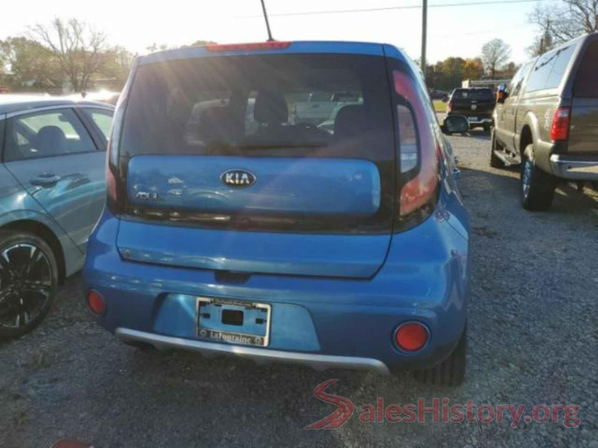 KNDJP3A58H7457637 2017 KIA SOUL