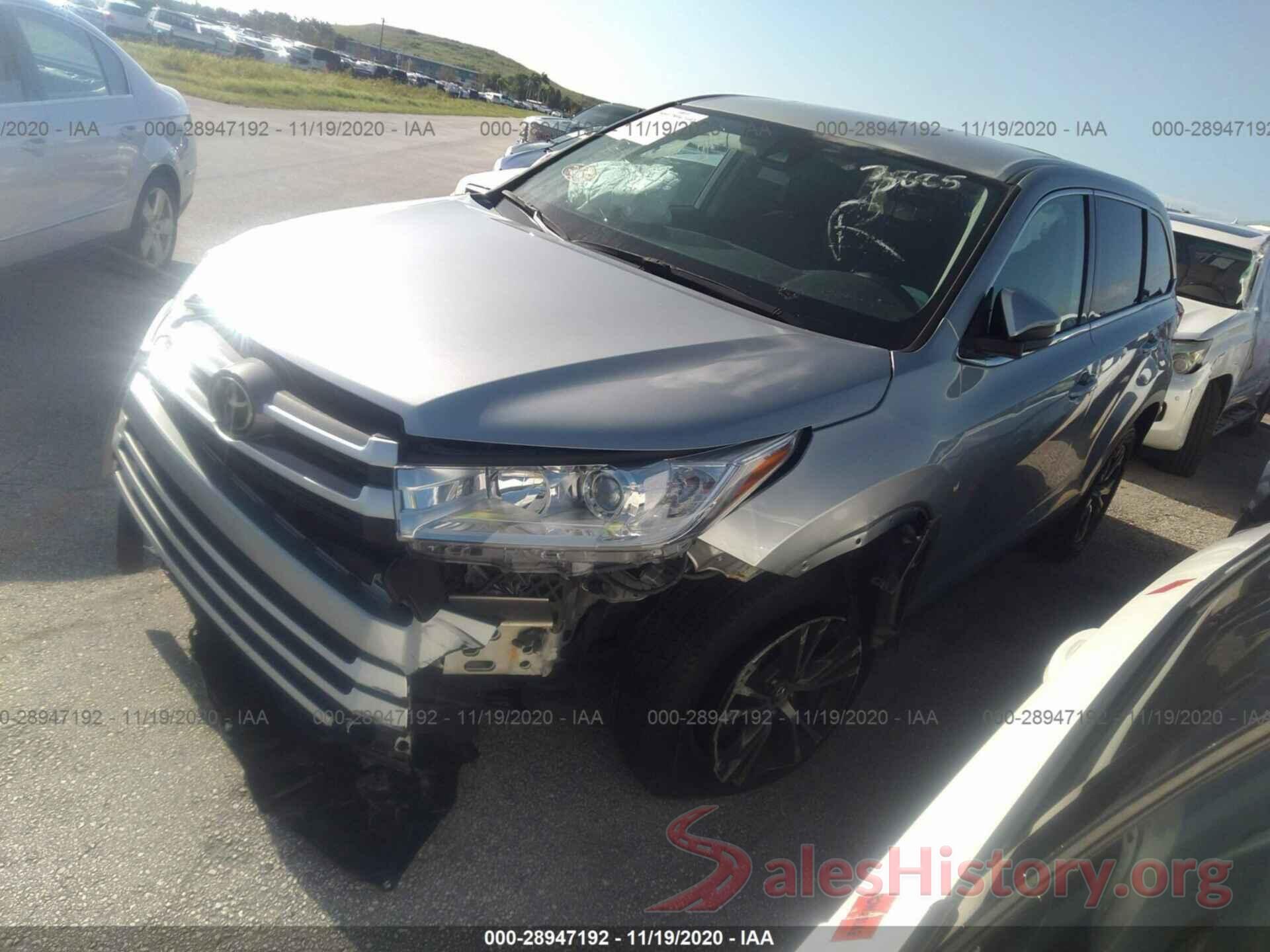 5TDZARFH7KS043885 2019 TOYOTA HIGHLANDER