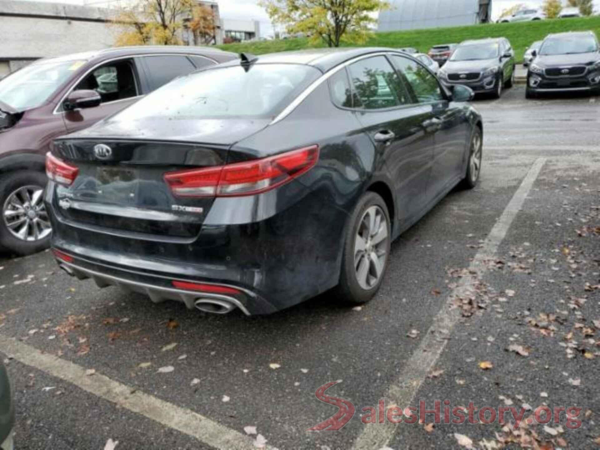 5XXGW4L25JG194266 2018 KIA OPTIMA