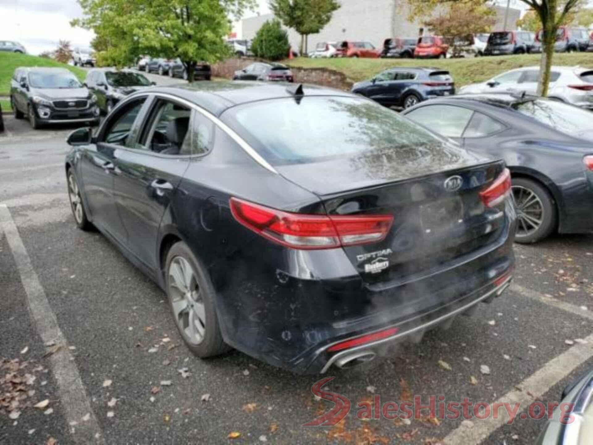 5XXGW4L25JG194266 2018 KIA OPTIMA