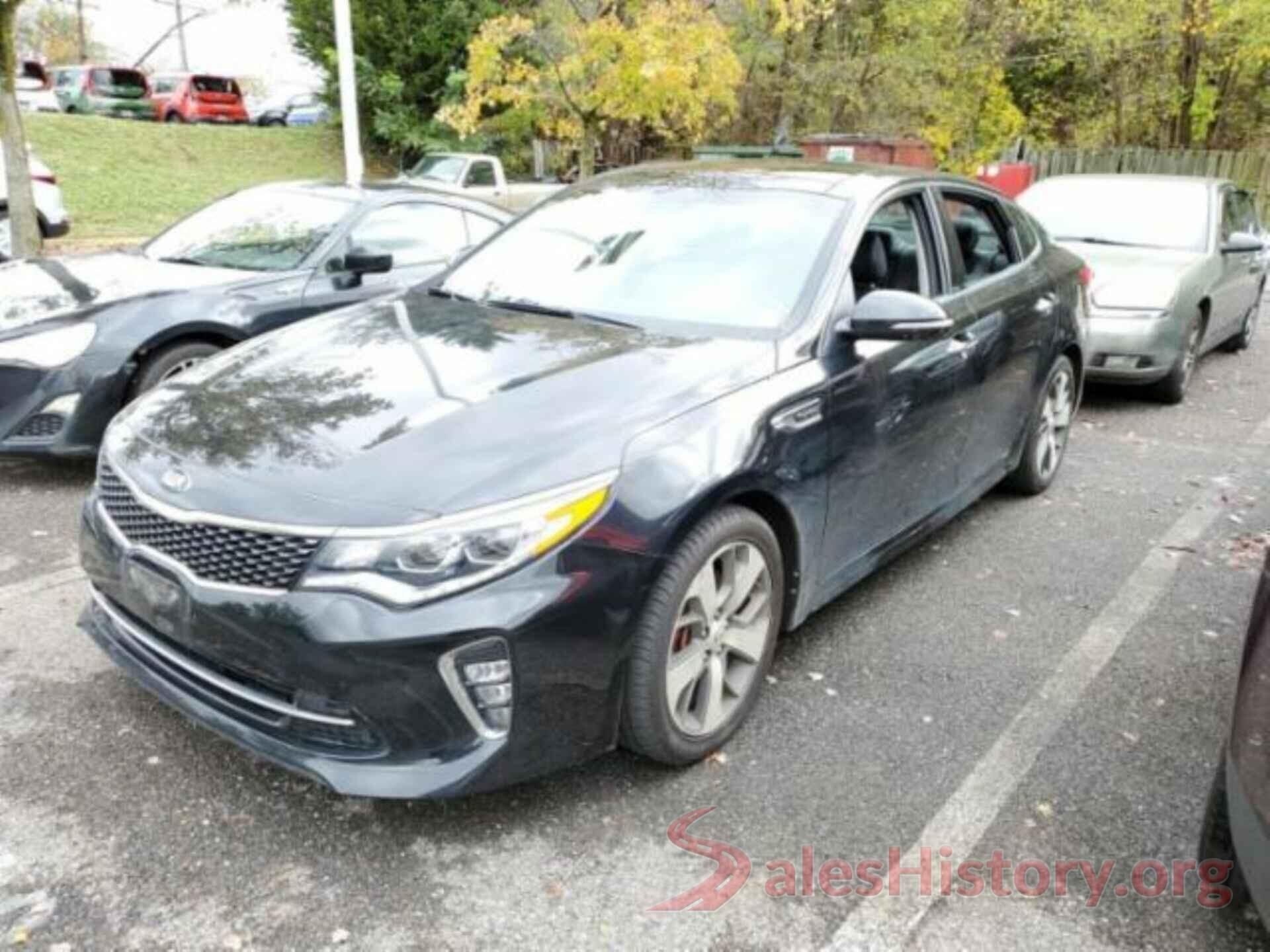 5XXGW4L25JG194266 2018 KIA OPTIMA