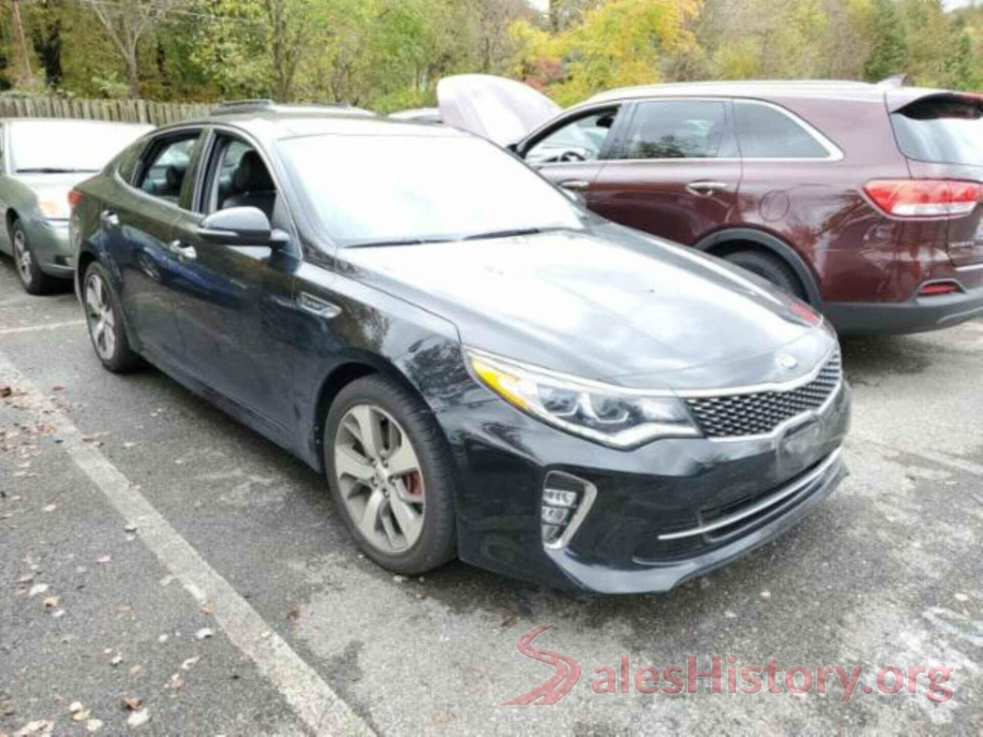 5XXGW4L25JG194266 2018 KIA OPTIMA