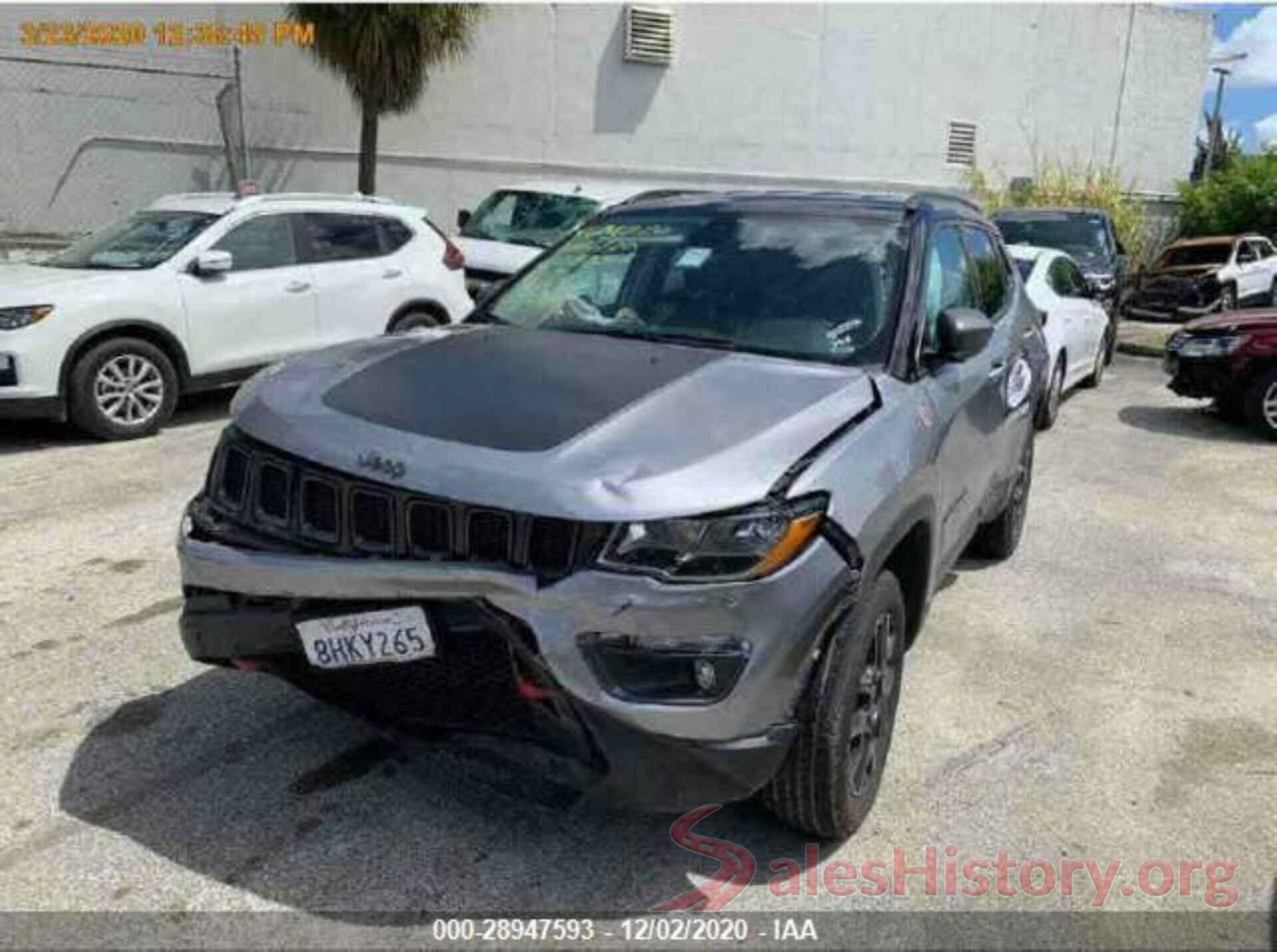 3C4NJDDB2KT668104 2019 JEEP COMPASS