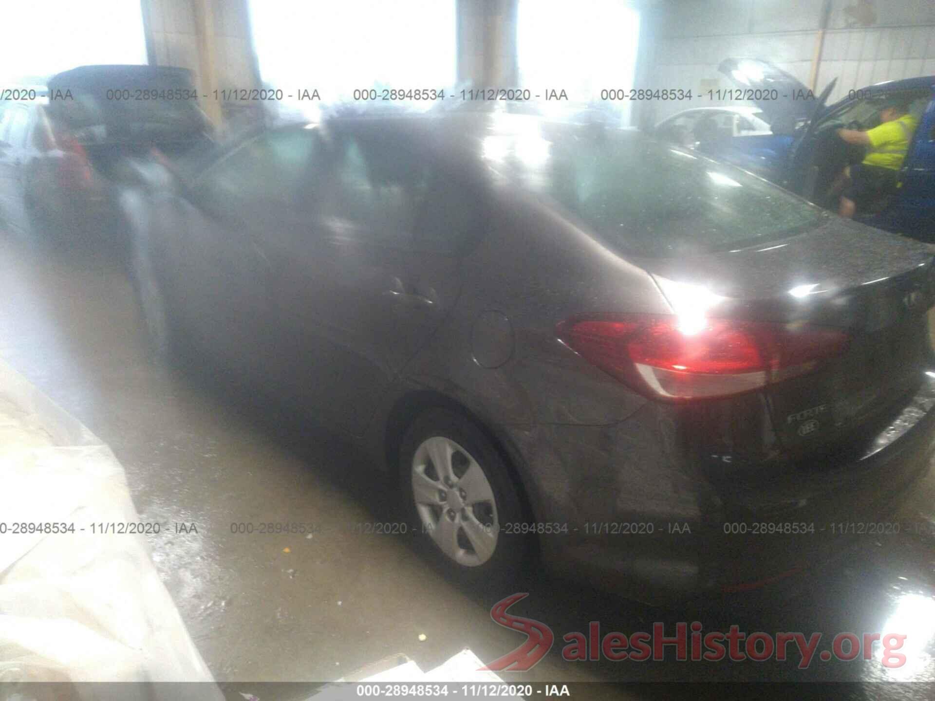 3KPFK4A73HE160898 2017 KIA FORTE