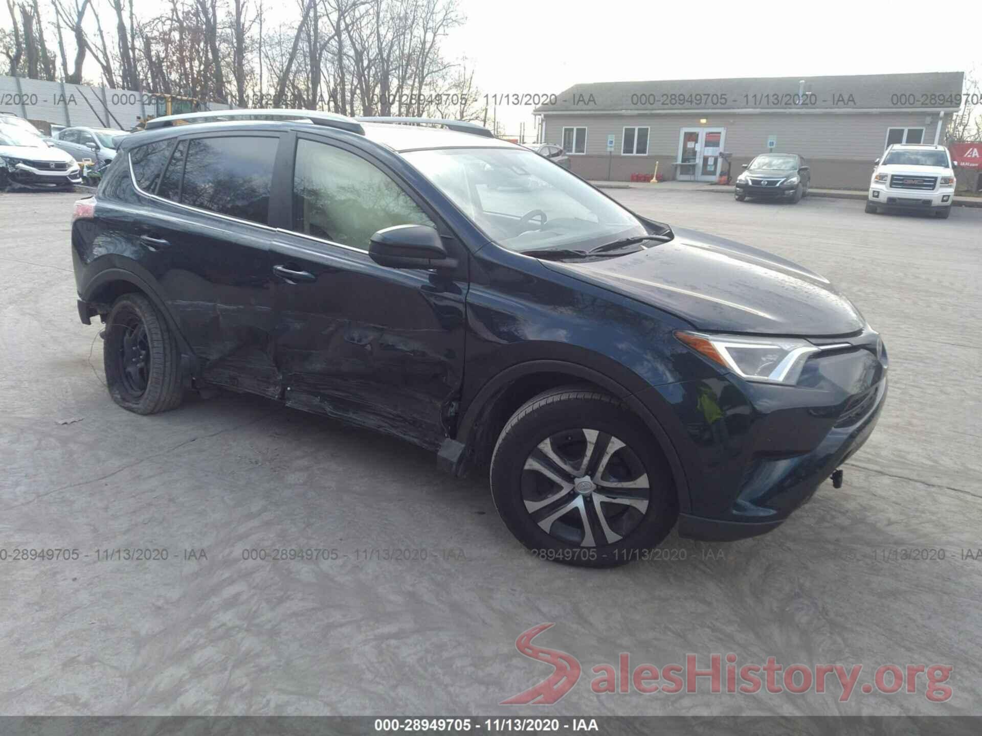 JTMBFREV8HJ157054 2017 TOYOTA RAV4