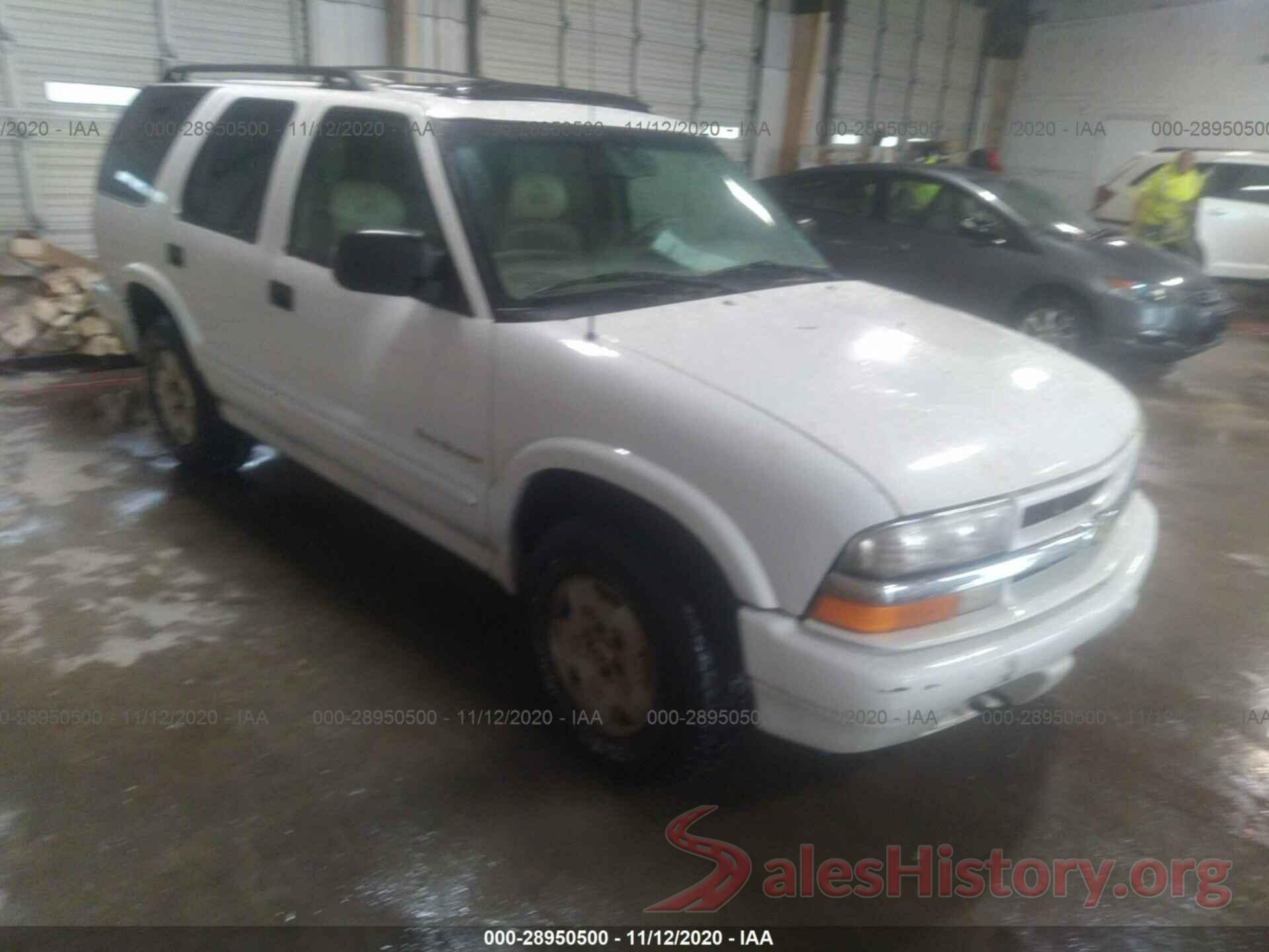 1GNDT13W712113519 2001 CHEVROLET BLAZER