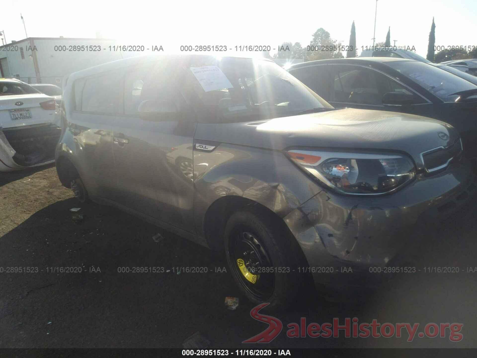 KNDJN2A24G7388112 2016 KIA SOUL