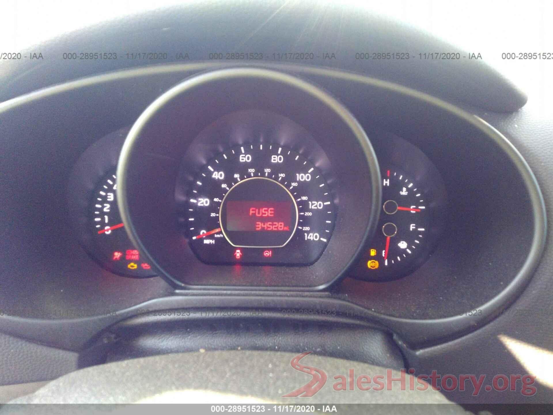 KNDJN2A24G7388112 2016 KIA SOUL