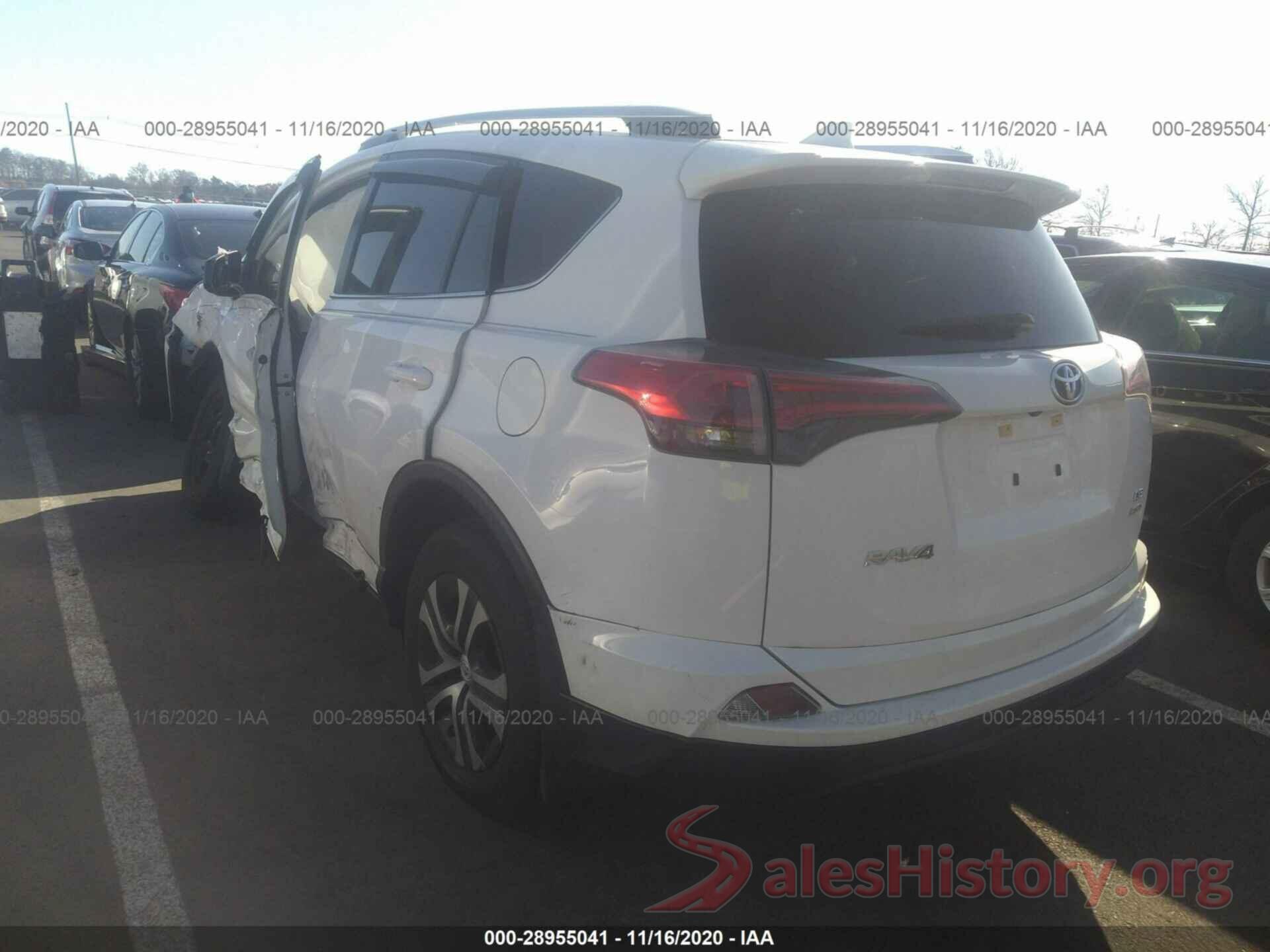 JTMBFREV9GJ074716 2016 TOYOTA RAV4