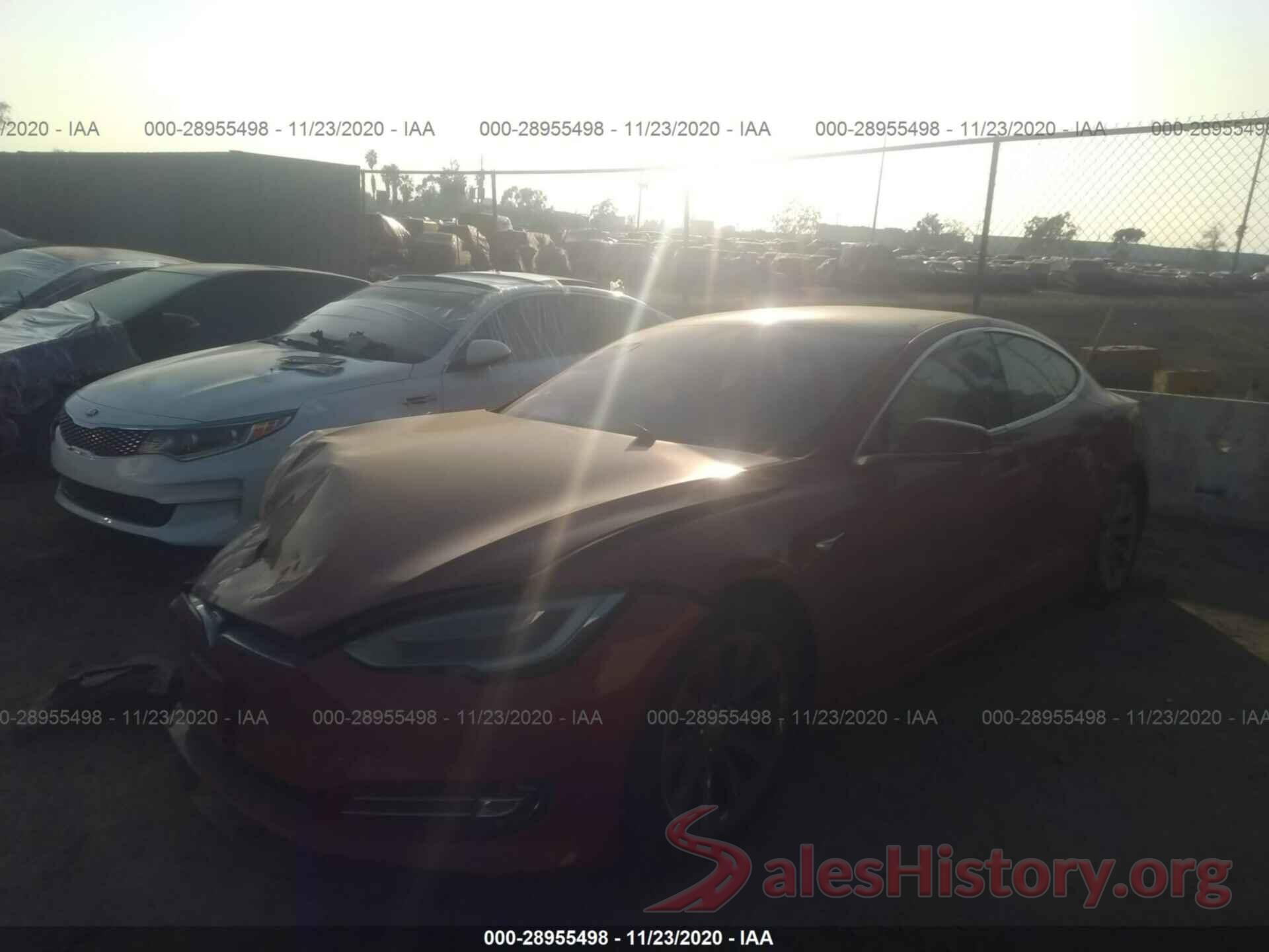 5YJSA1E25JF277087 2018 TESLA MODEL S