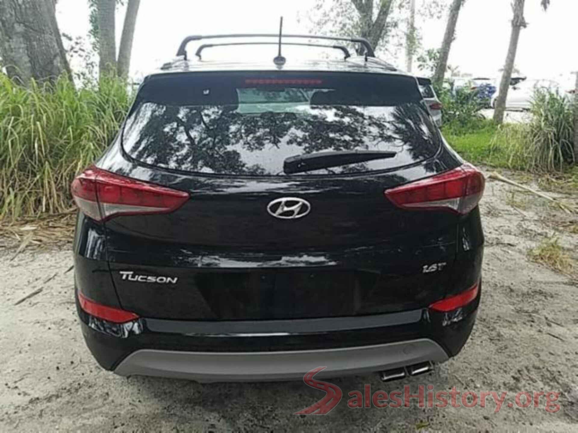 KM8J33A22HU524411 2017 HYUNDAI TUCSON