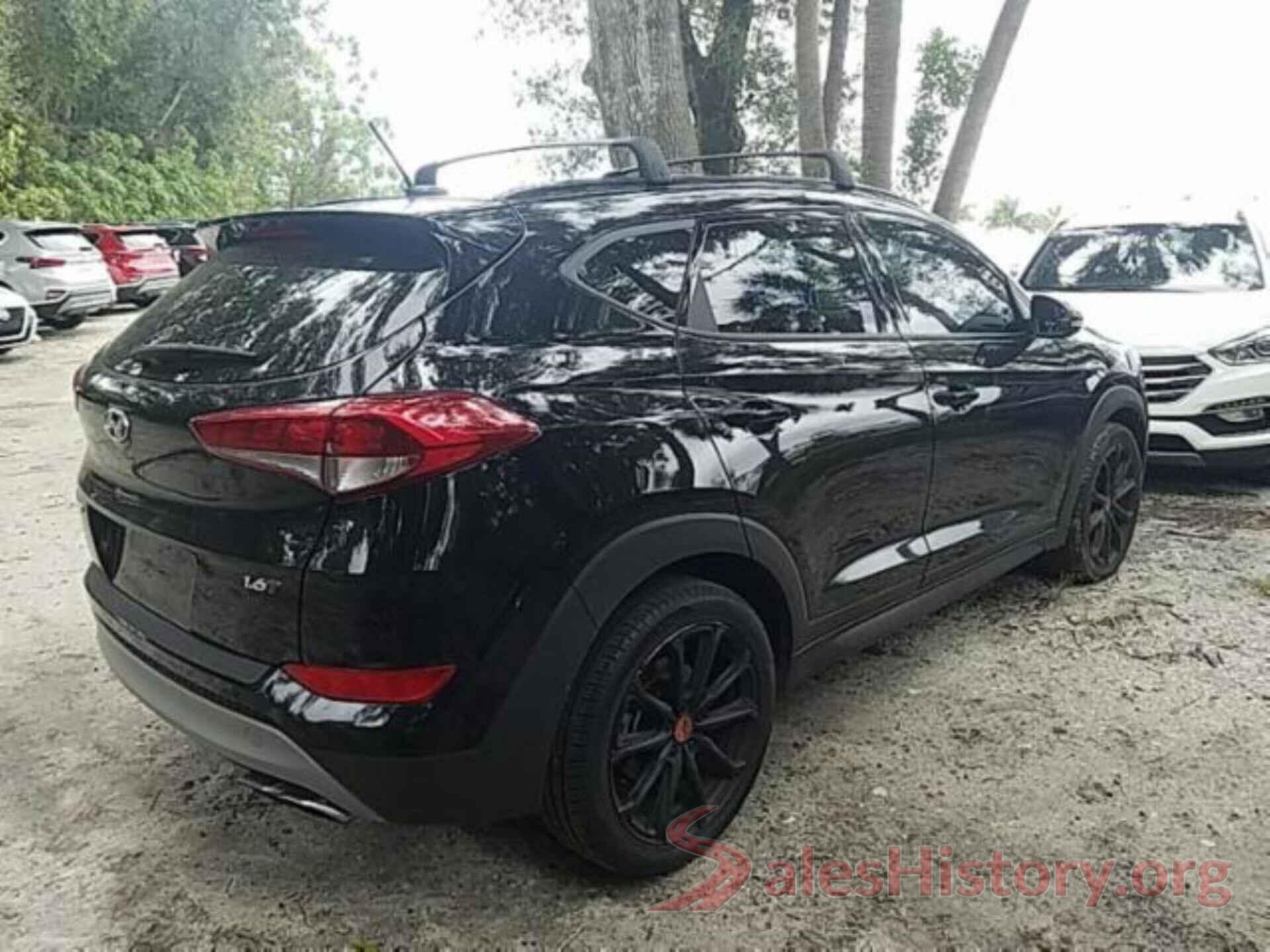 KM8J33A22HU524411 2017 HYUNDAI TUCSON