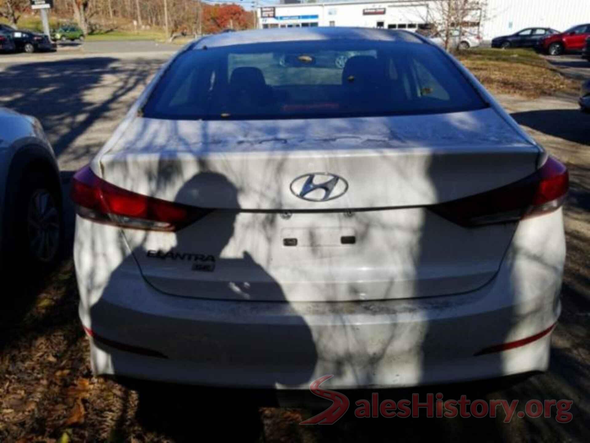 5NPD74LF5JH286923 2018 HYUNDAI ELANTRA