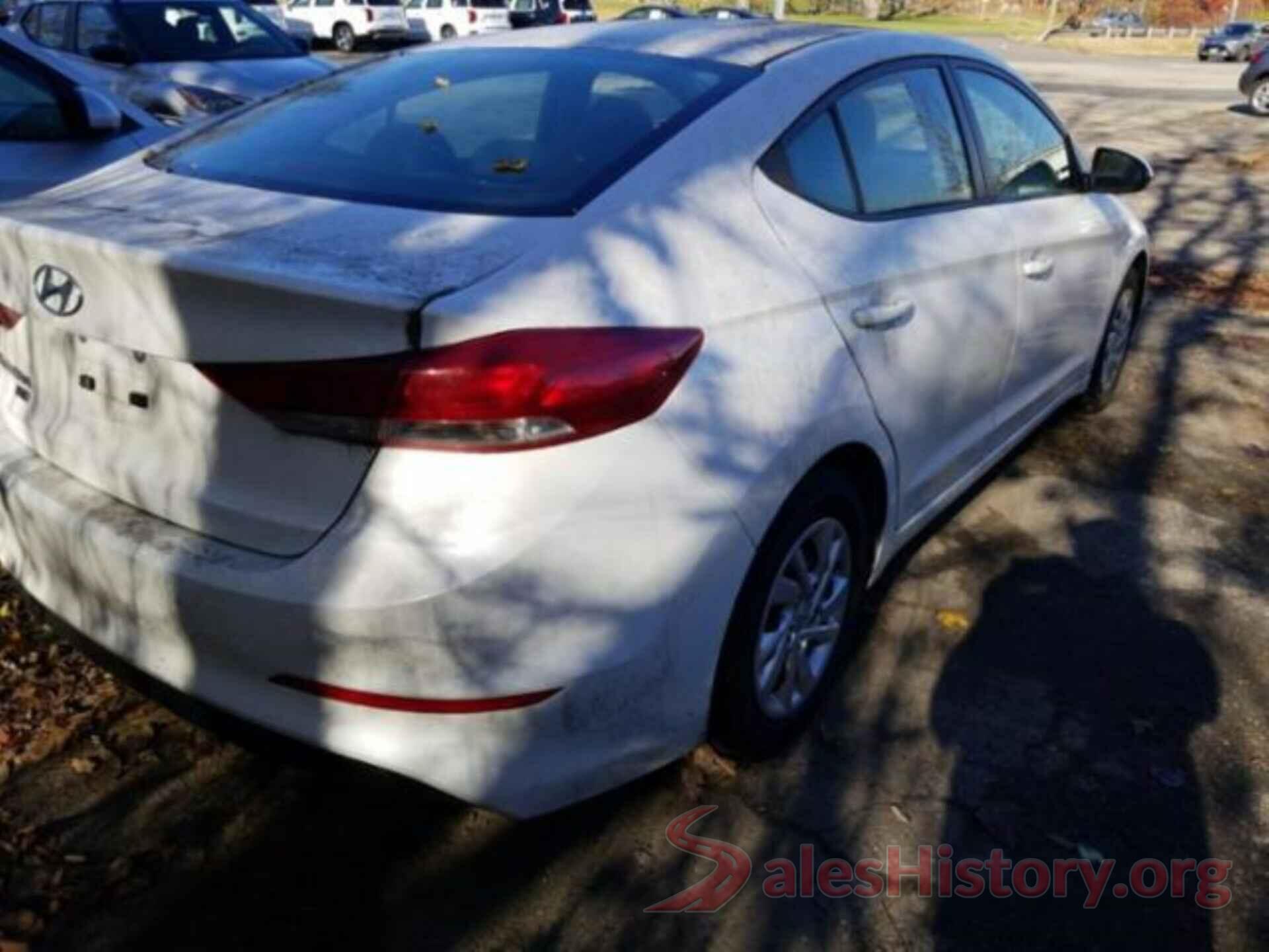 5NPD74LF5JH286923 2018 HYUNDAI ELANTRA