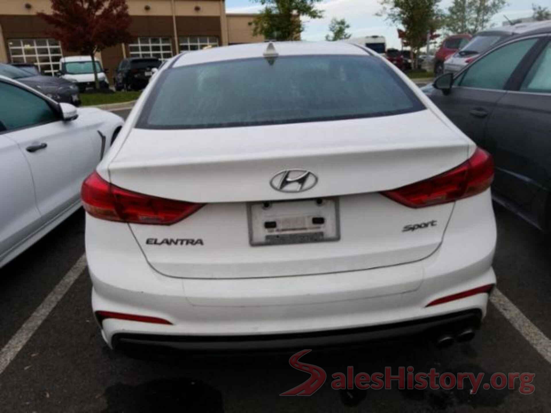 KMHD04LB0JU446919 2018 HYUNDAI ELANTRA