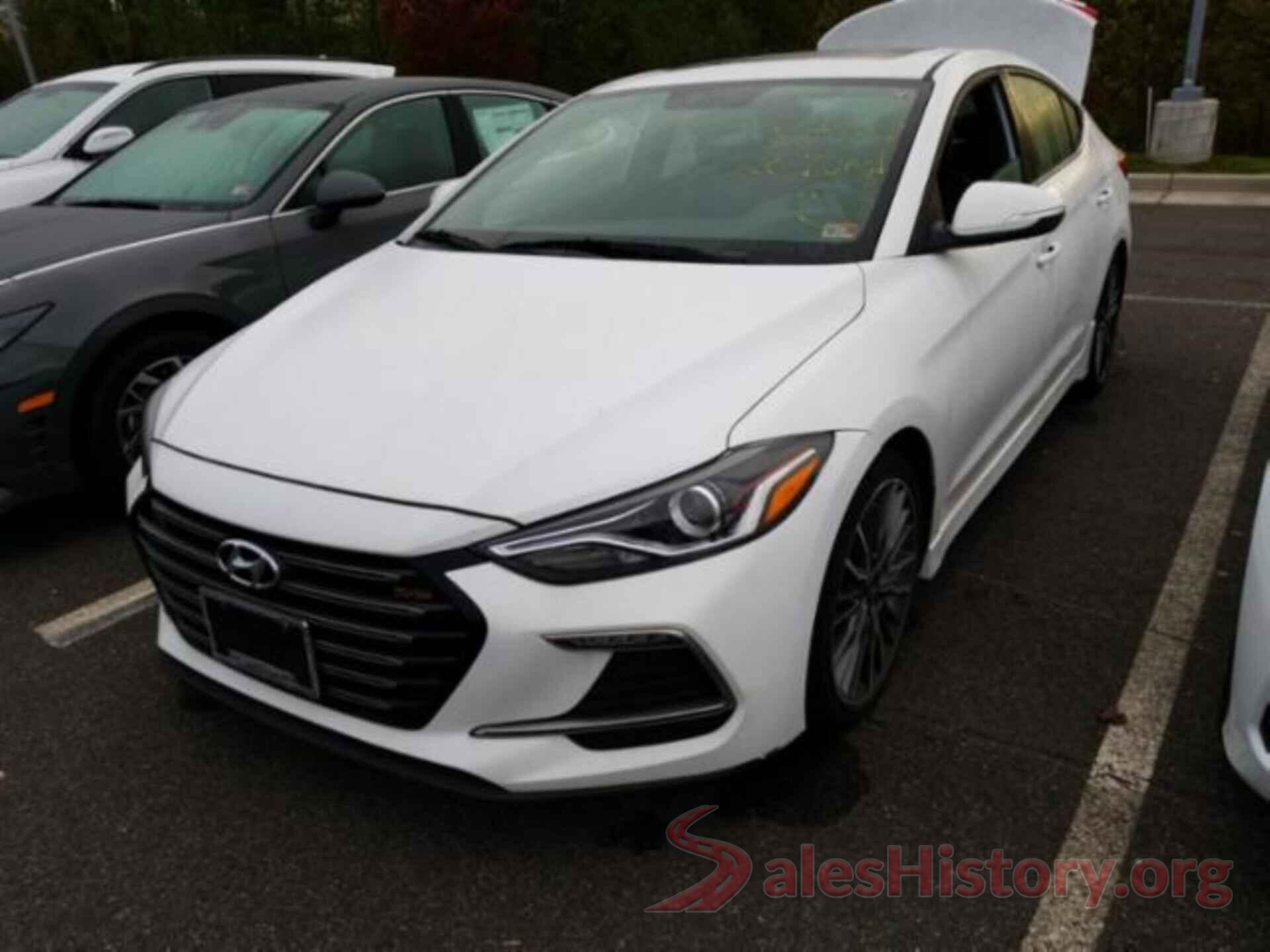 KMHD04LB0JU446919 2018 HYUNDAI ELANTRA