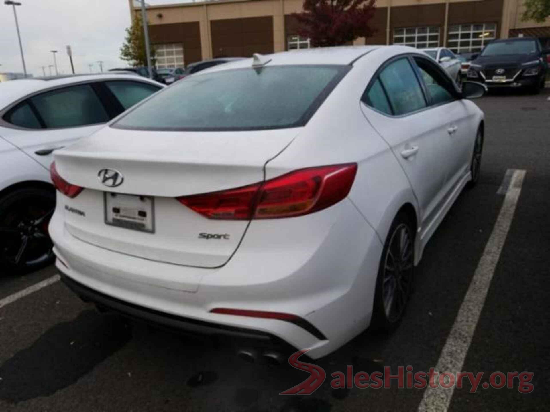 KMHD04LB0JU446919 2018 HYUNDAI ELANTRA