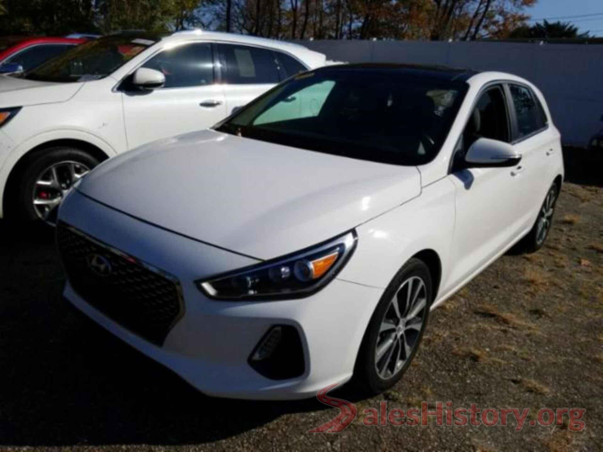 KMHH35LE3JU009389 2018 HYUNDAI ELANTRA GT